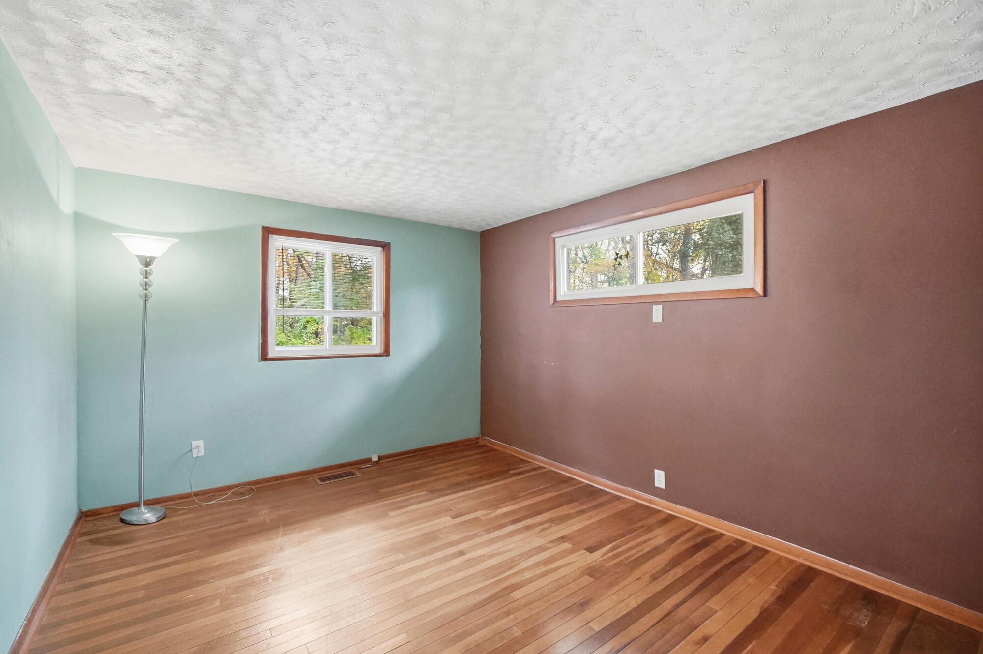 2736 Elm, Springfield, Ohio 45504