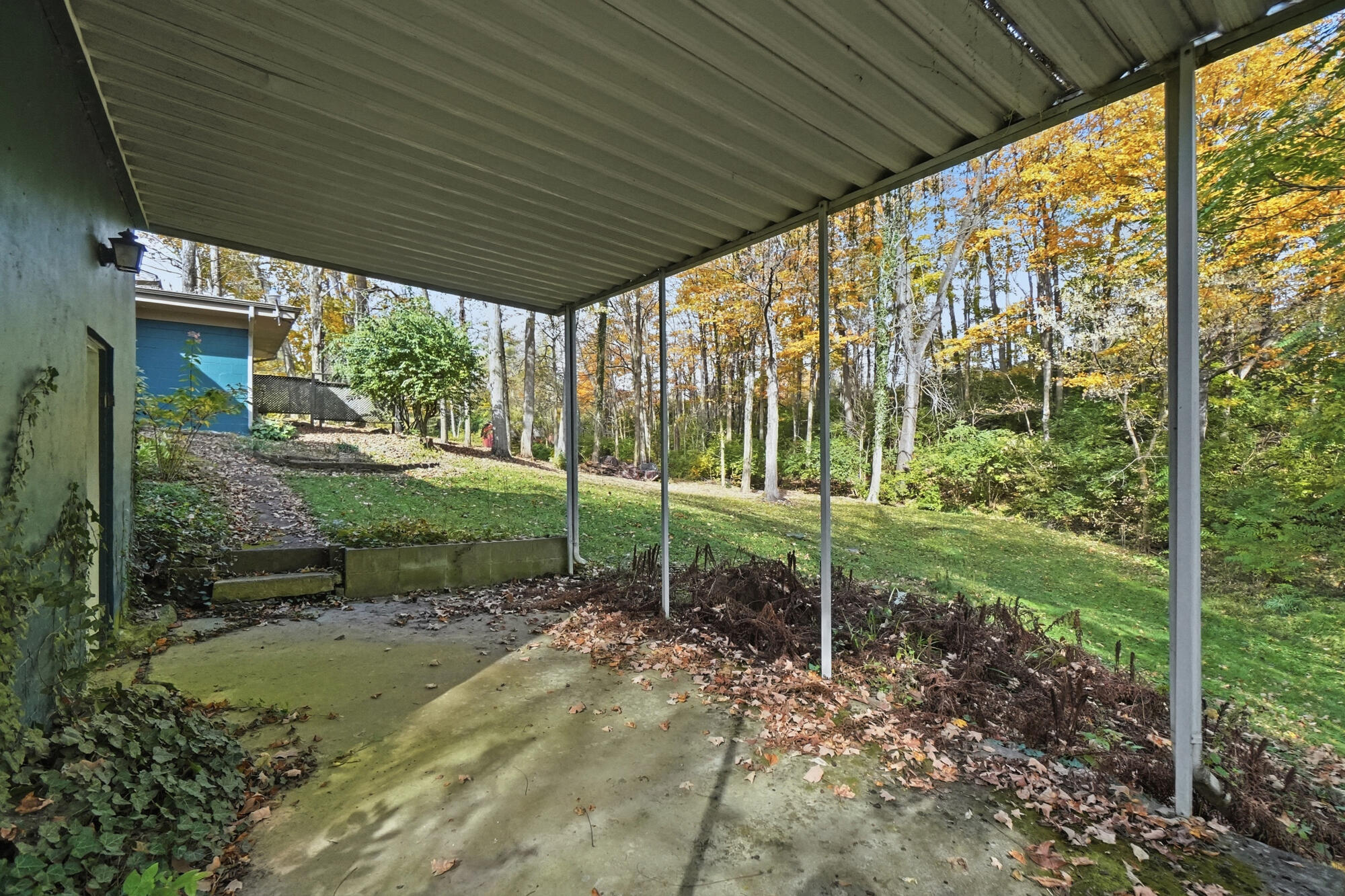 2736 Elm, Springfield, Ohio 45504