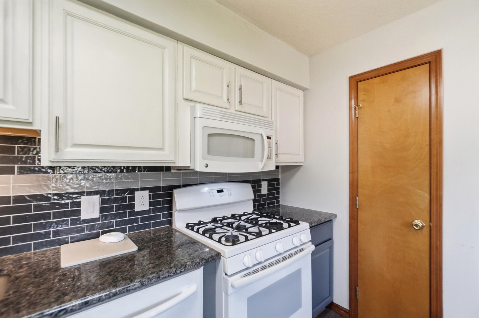 4173 Spencerville, Lima, Ohio 45805