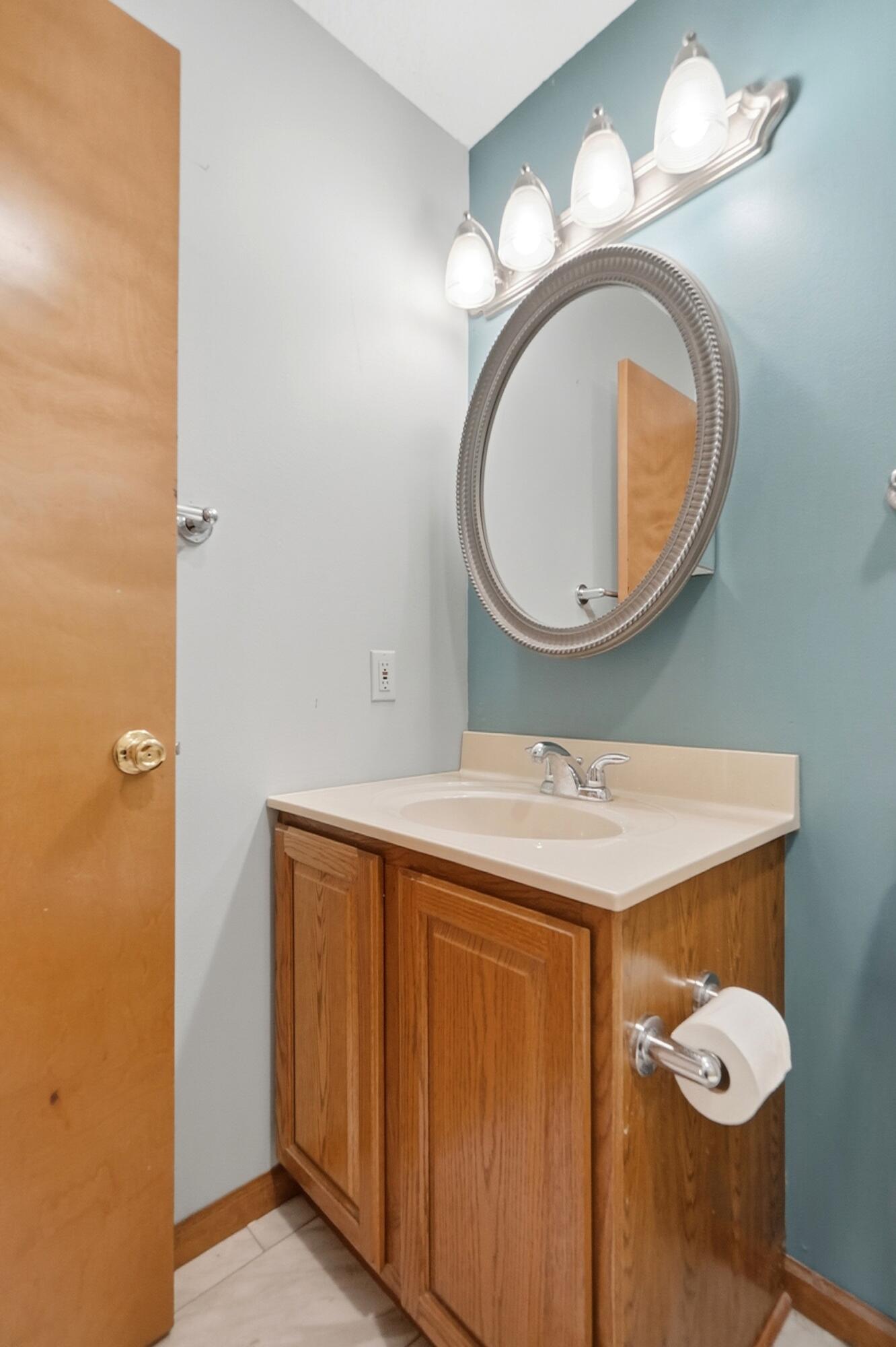 4173 Spencerville, Lima, Ohio 45805