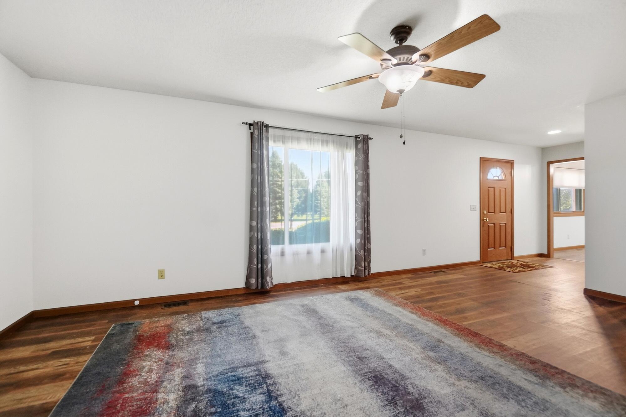 4173 Spencerville, Lima, Ohio 45805