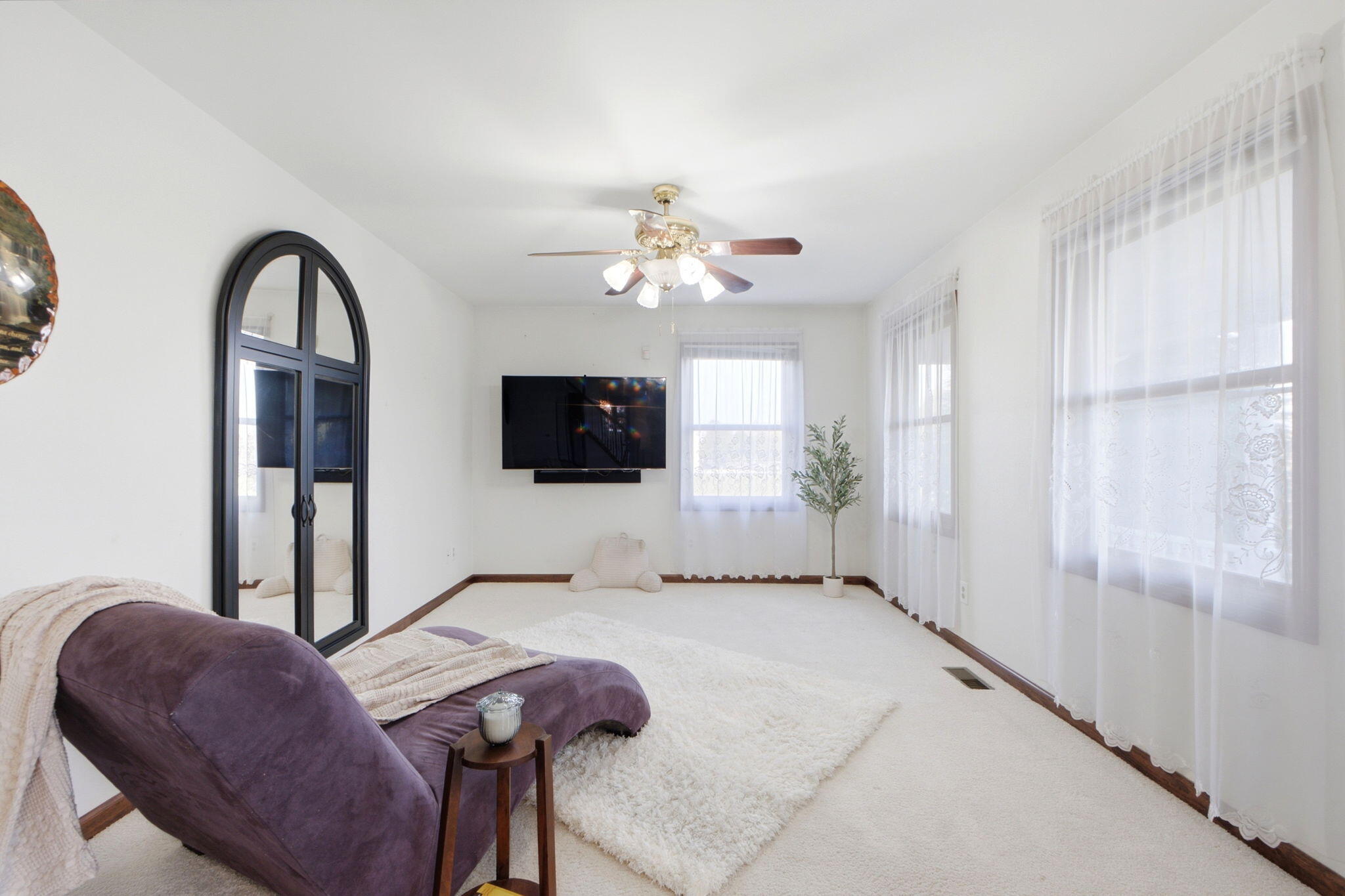 5787 New Carlisle, Springfield, Ohio 45504