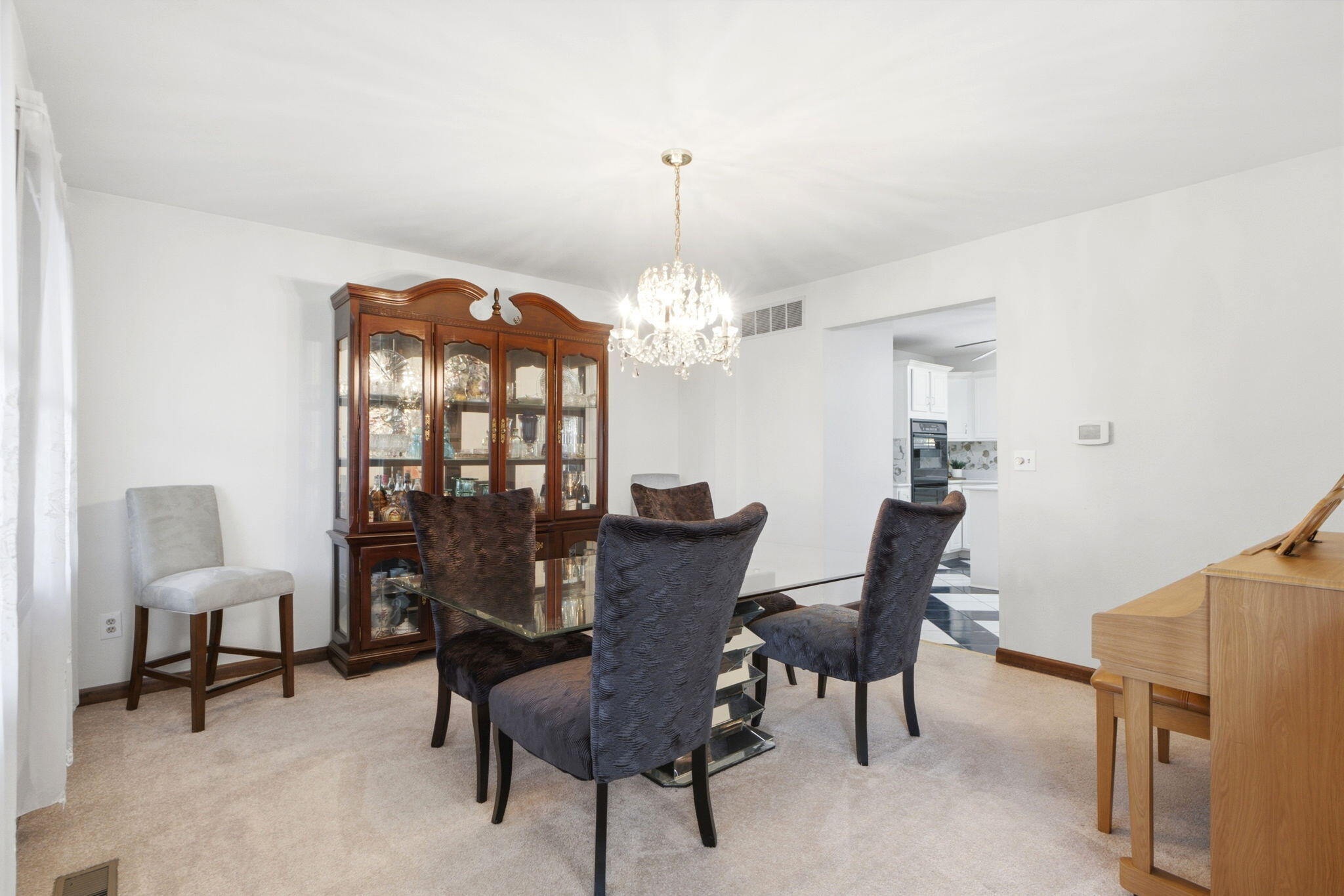 5787 New Carlisle, Springfield, Ohio 45504