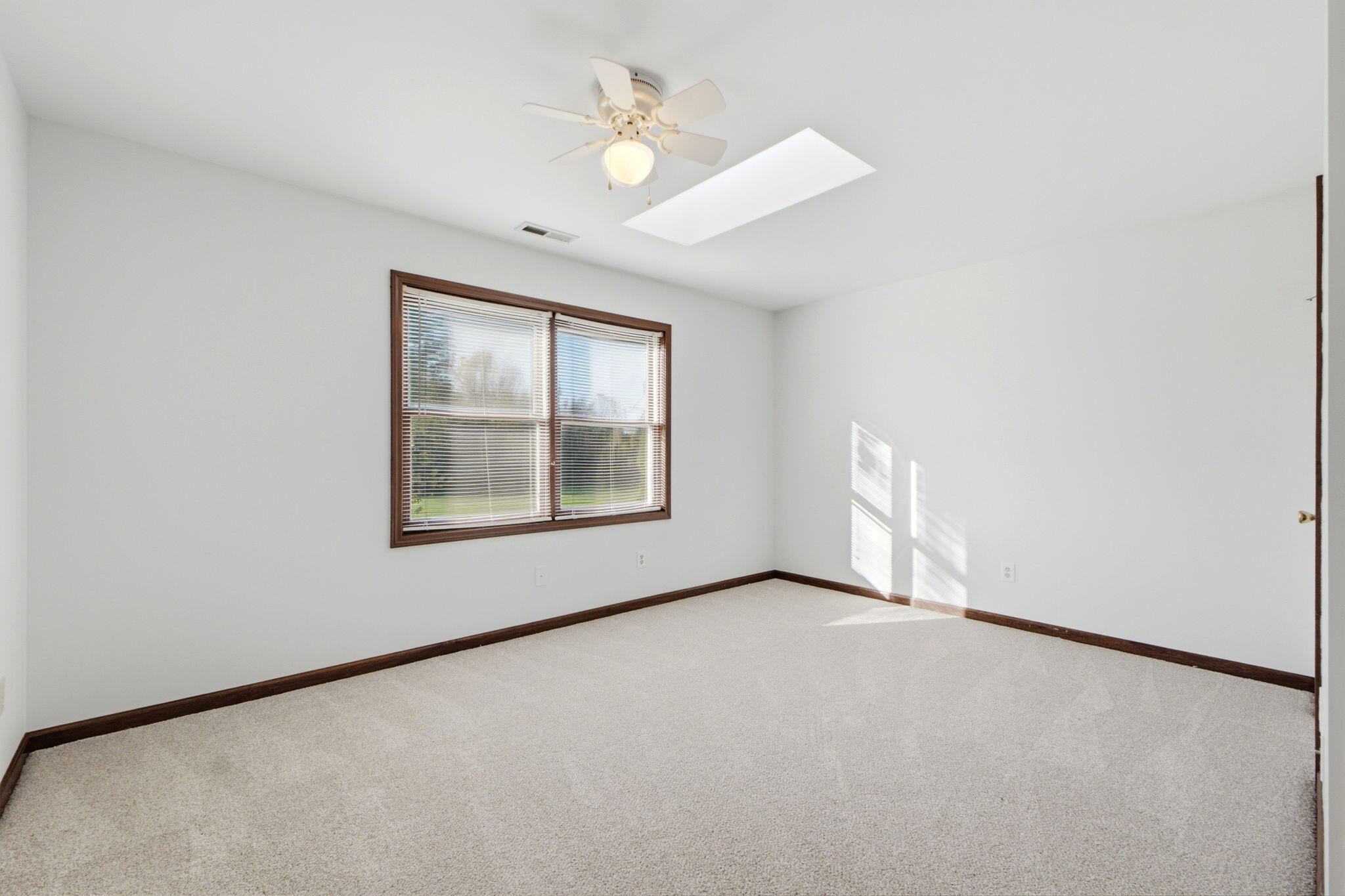 5787 New Carlisle, Springfield, Ohio 45504