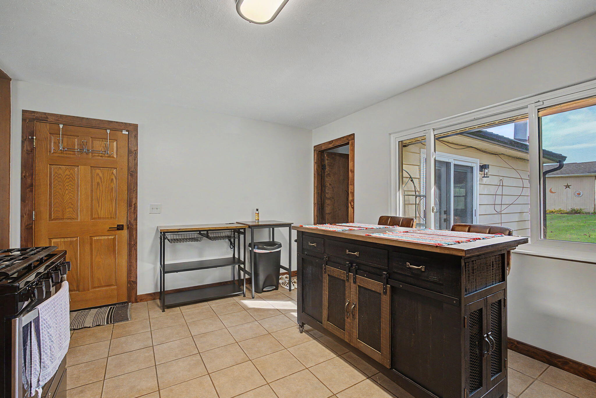 3026 Vineyard, Springfield, Ohio 45503