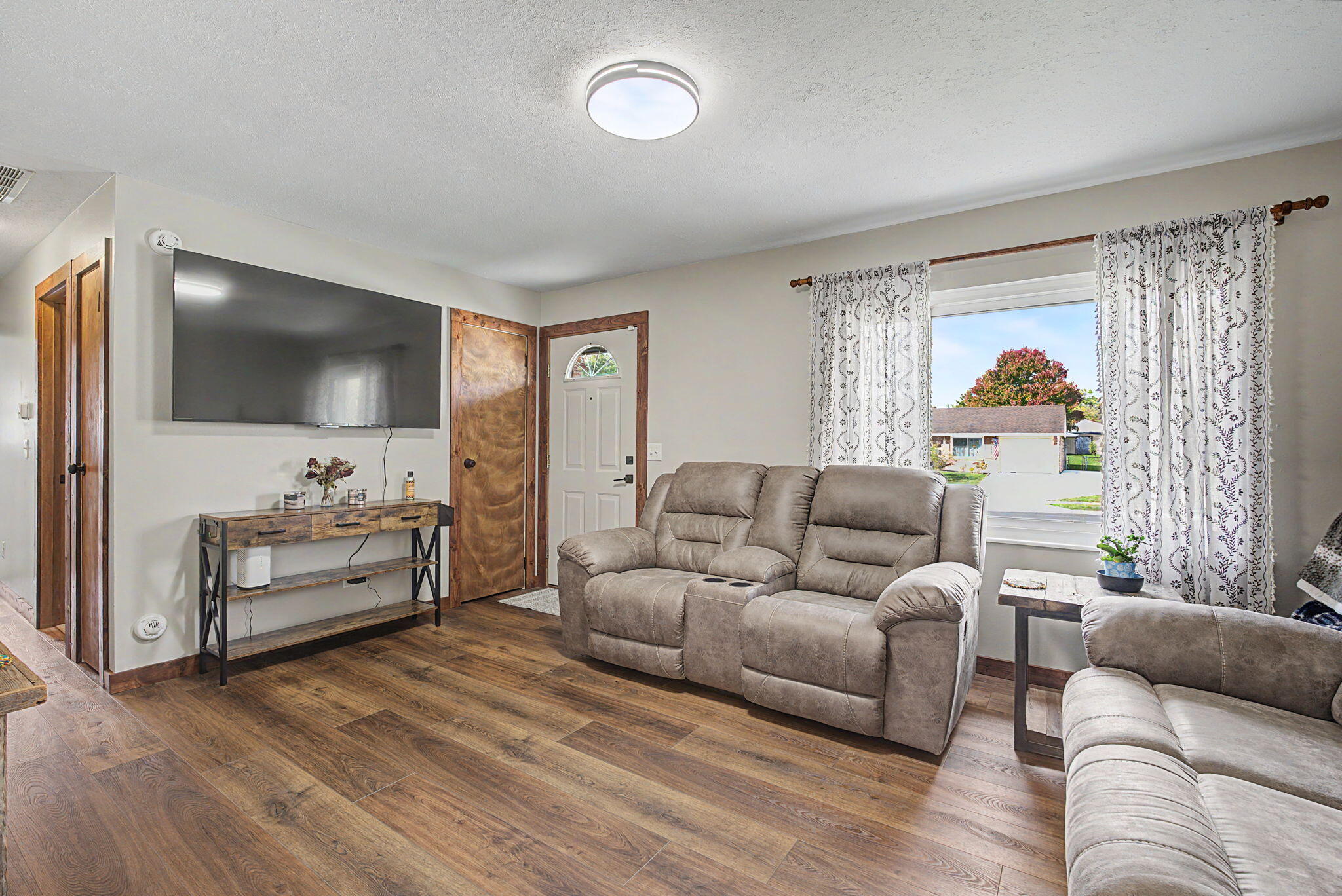 3026 Vineyard, Springfield, Ohio 45503