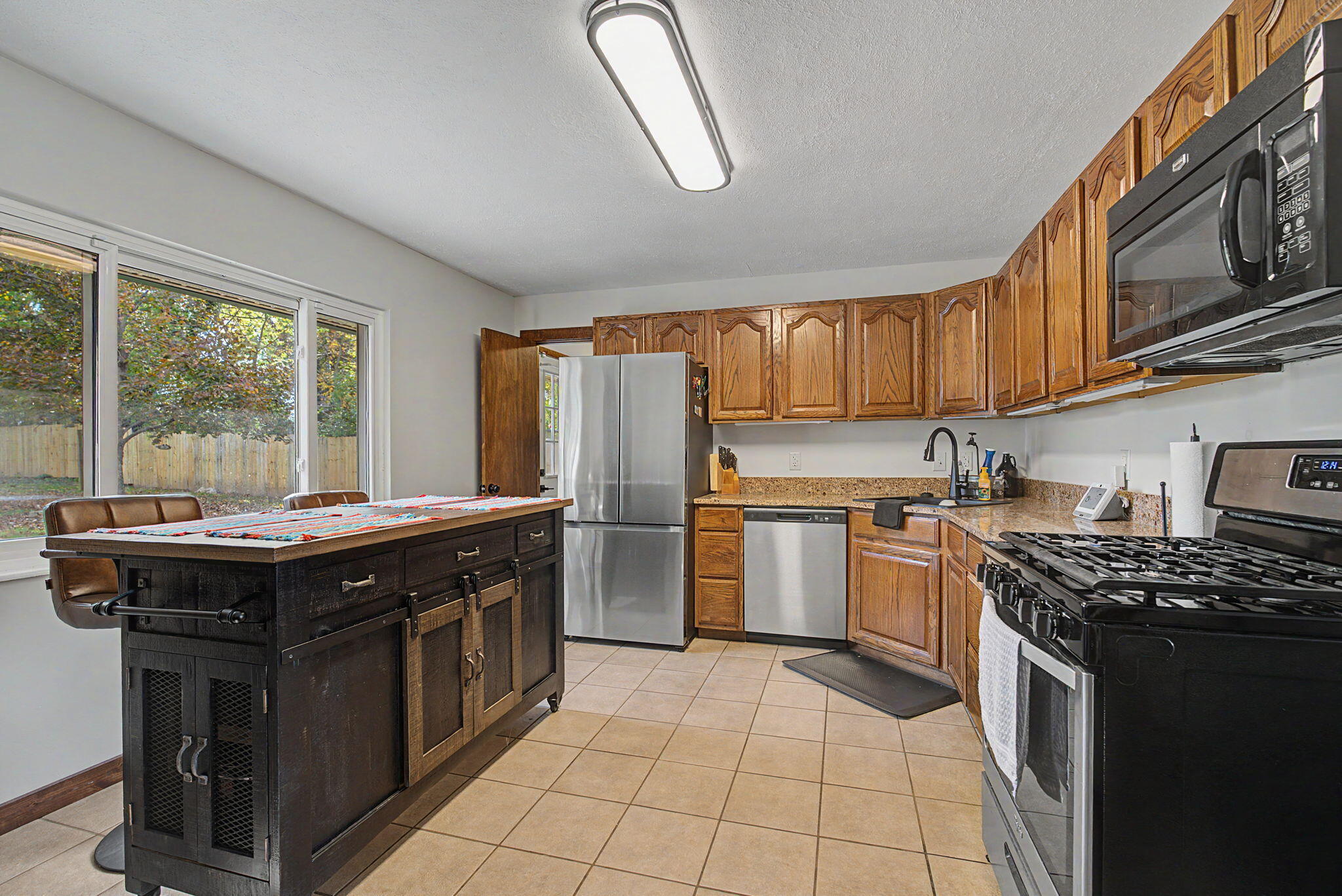 3026 Vineyard, Springfield, Ohio 45503
