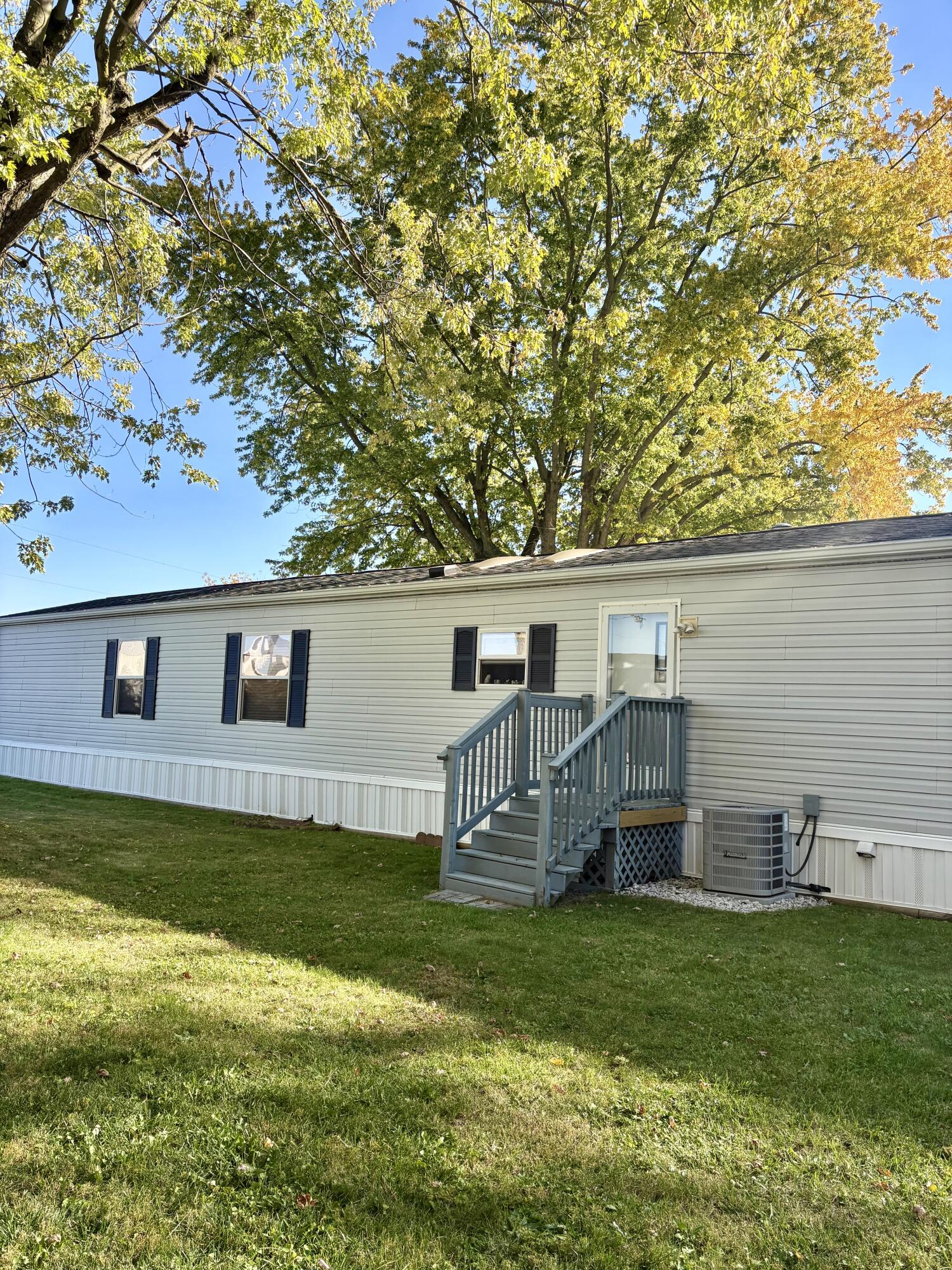 632 Folkerth, Sidney, Ohio 45365