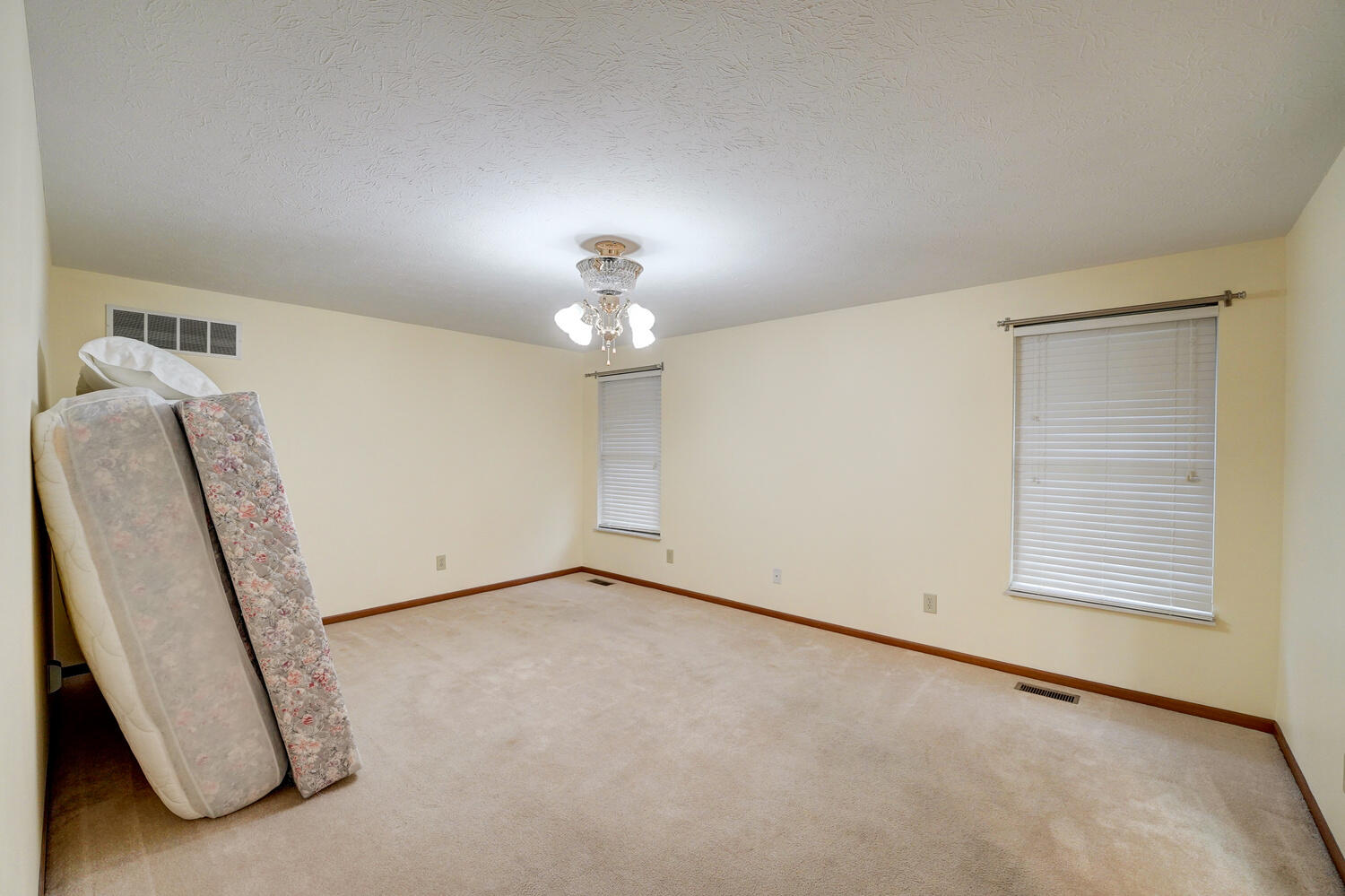 4650 Eastridge, Springfield, Ohio 45503