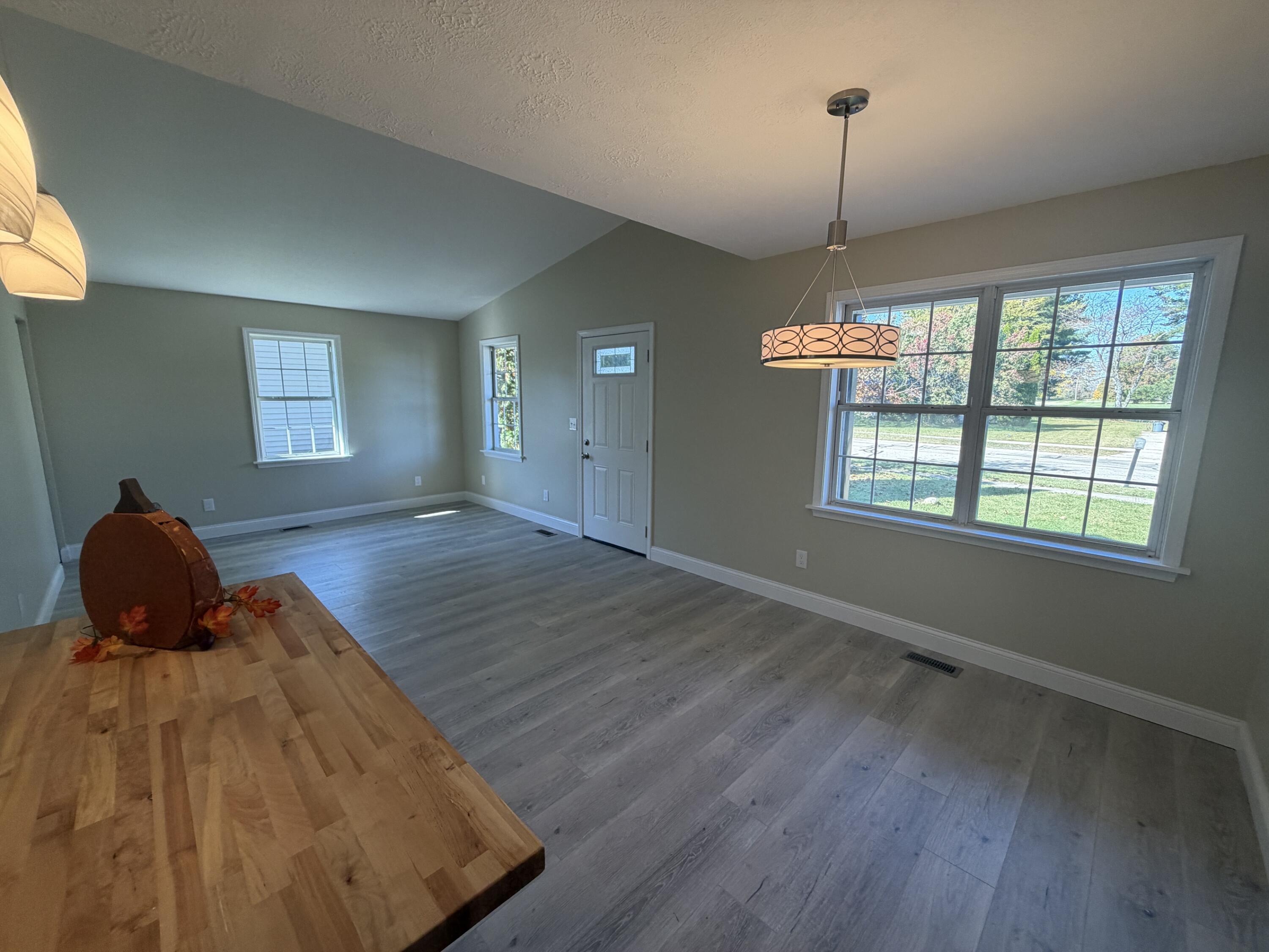 21 Lloyd, North Lewisburg, Ohio 43060
