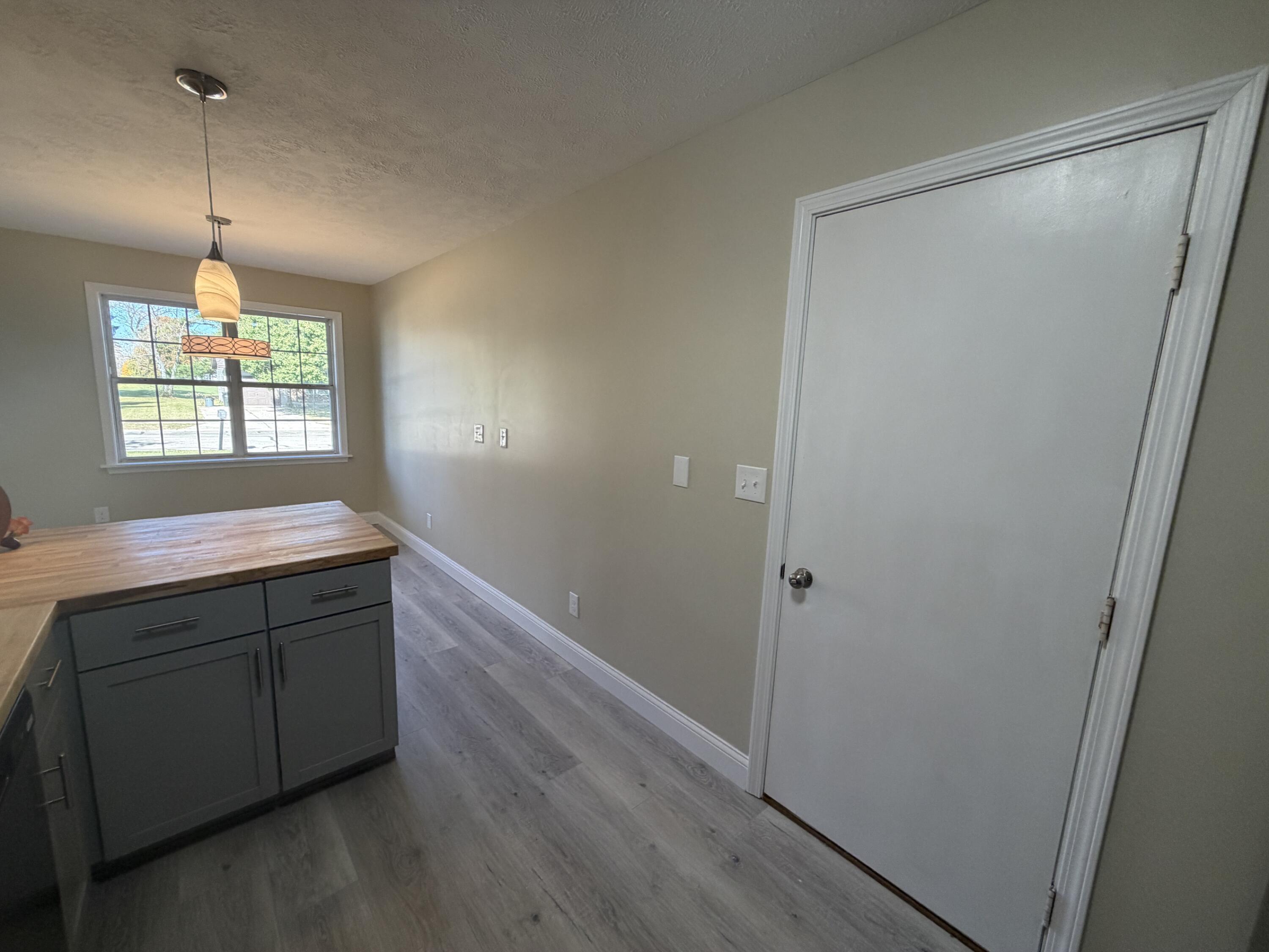 21 Lloyd, North Lewisburg, Ohio 43060