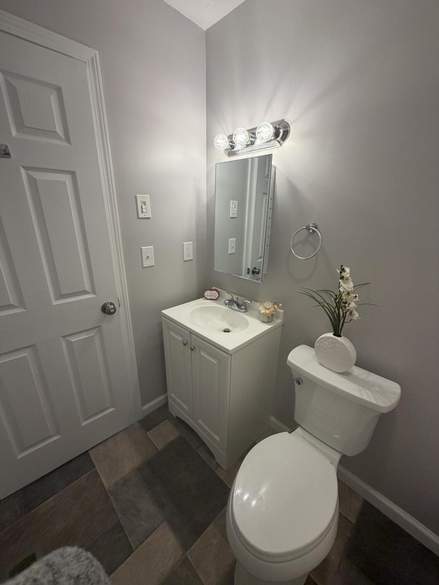 21 Lloyd, North Lewisburg, Ohio 43060