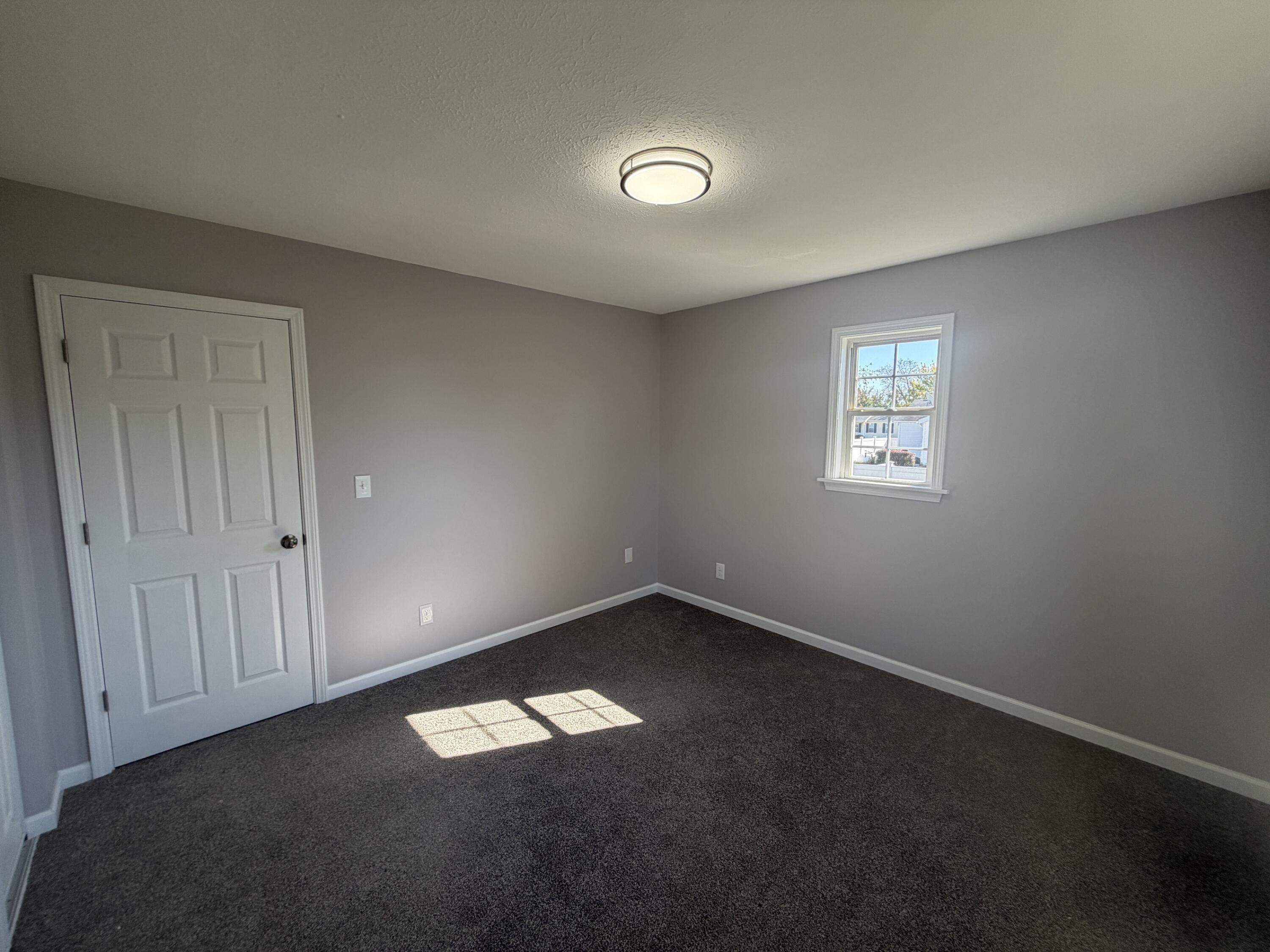21 Lloyd, North Lewisburg, Ohio 43060