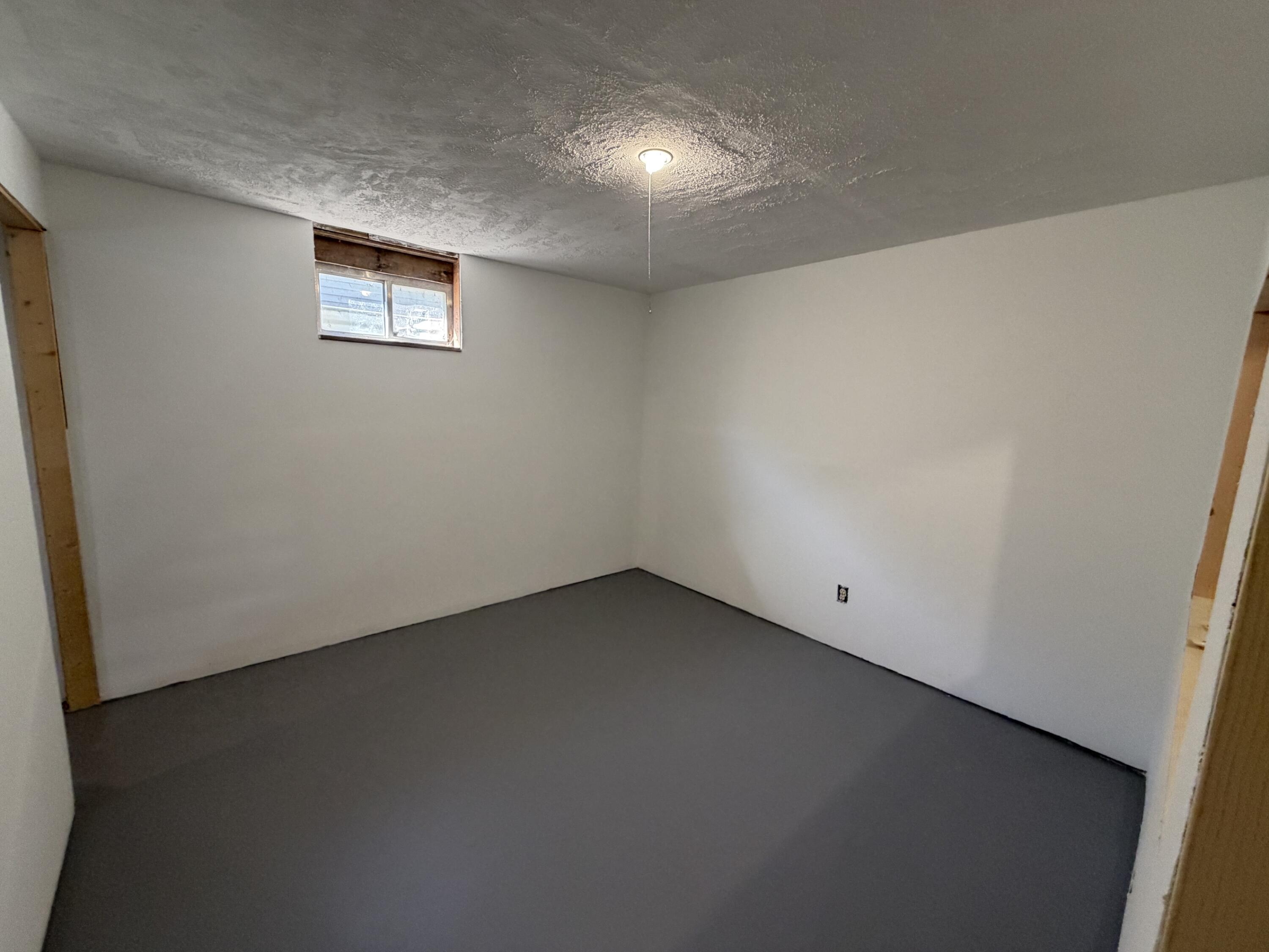 21 Lloyd, North Lewisburg, Ohio 43060