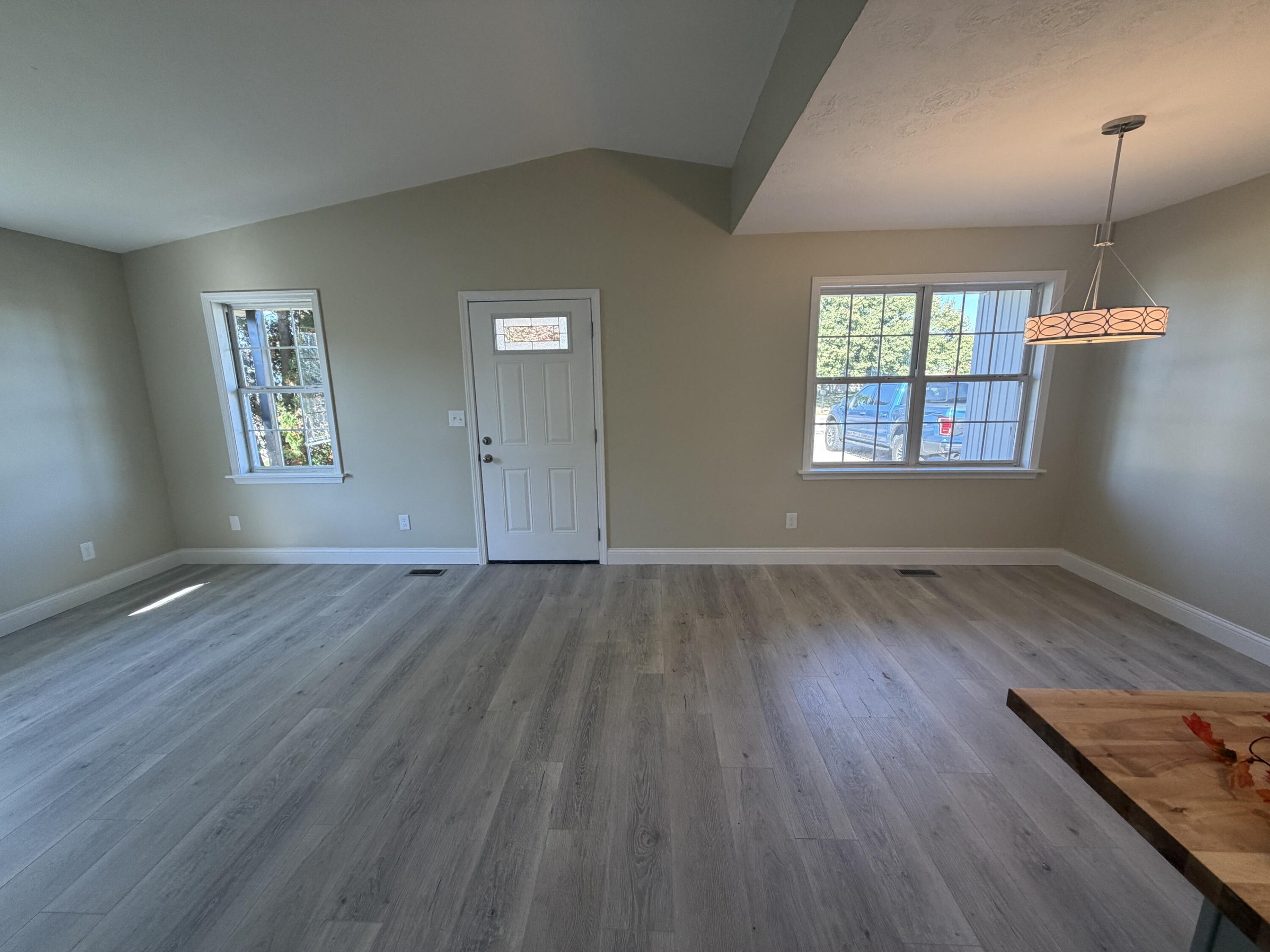 21 Lloyd, North Lewisburg, Ohio 43060