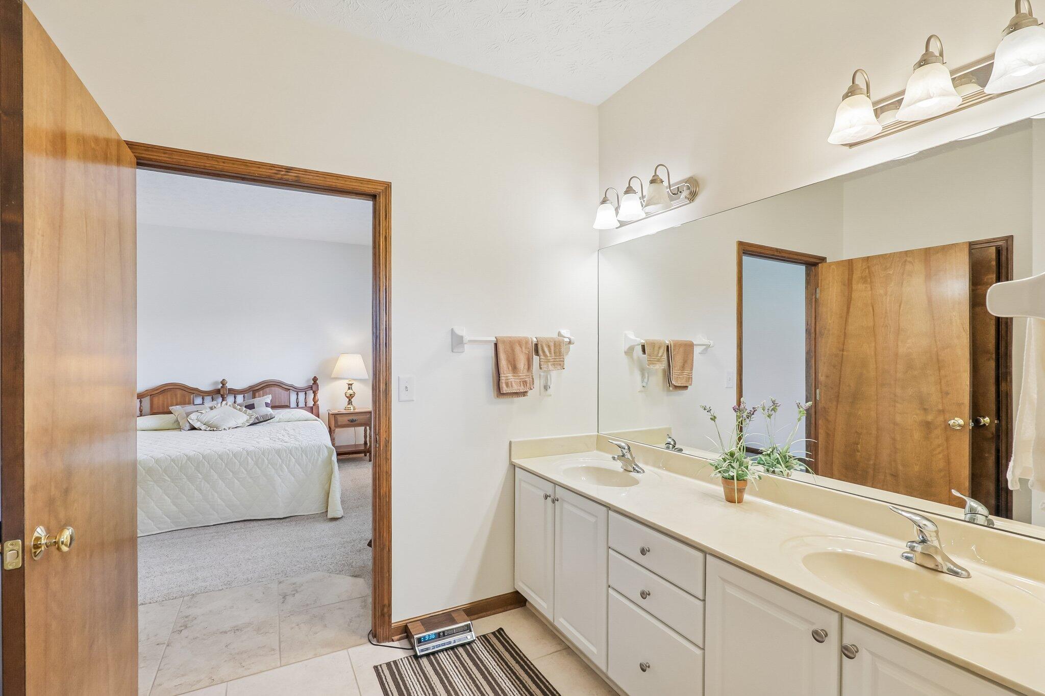 2540 Chamomile, Troy, Ohio 45373