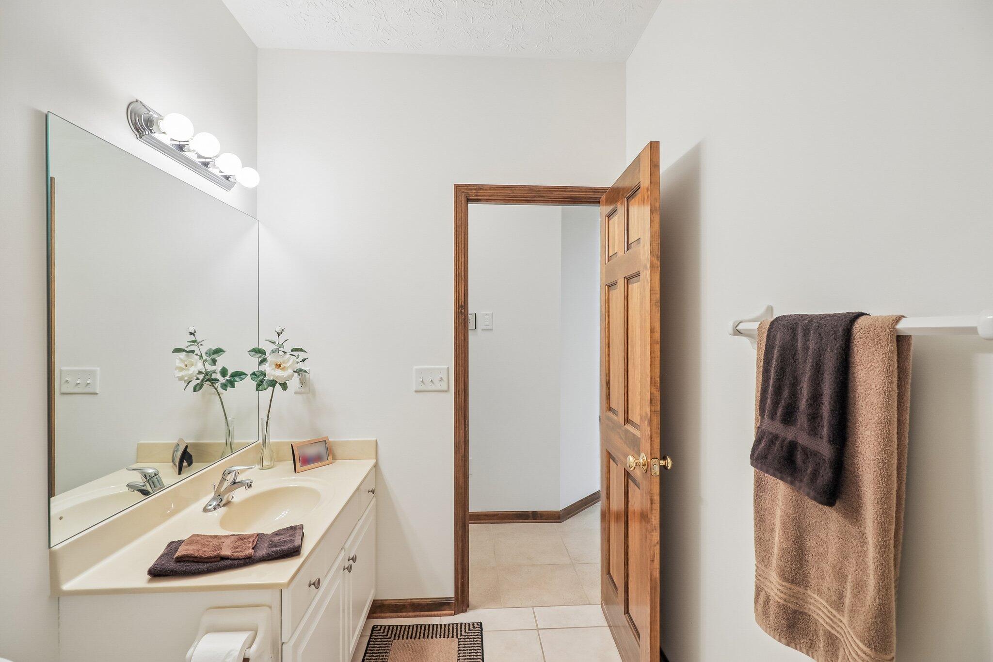2540 Chamomile, Troy, Ohio 45373