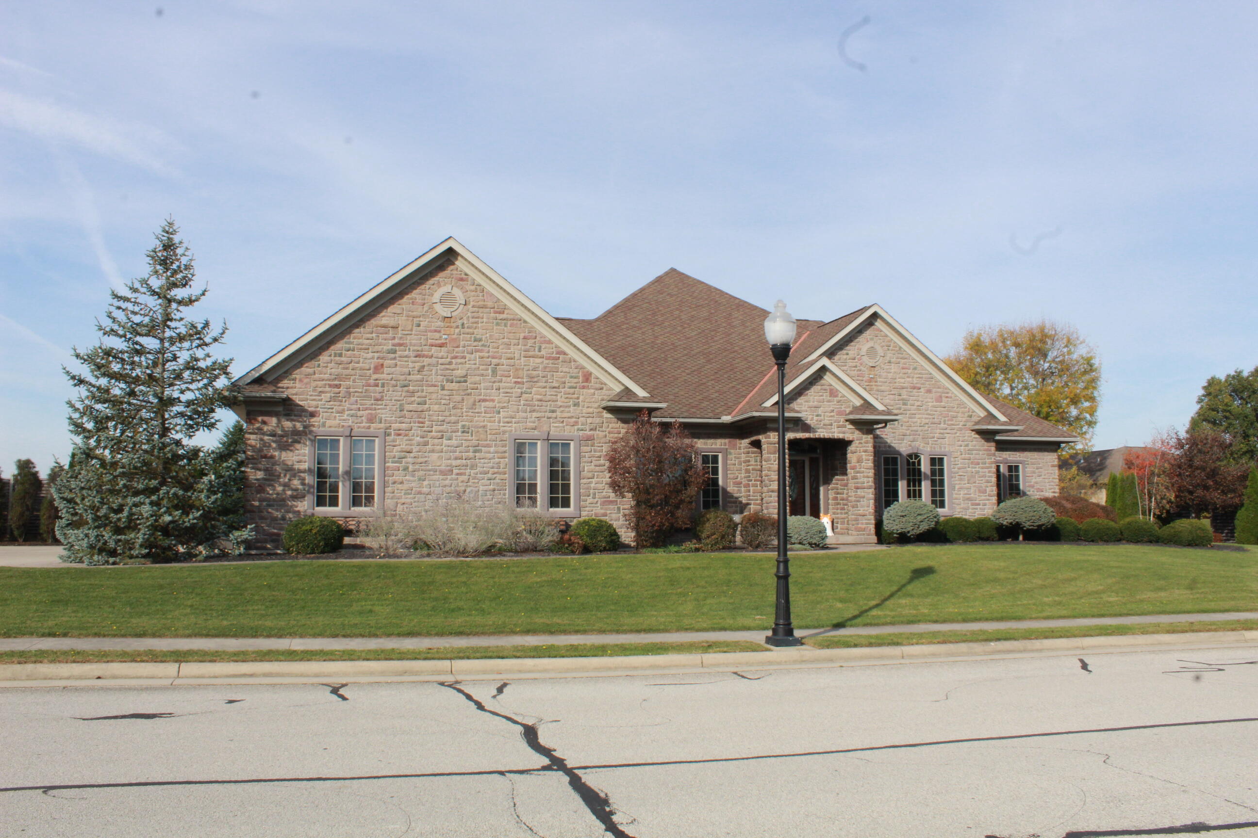 432 Hickory, Saint Henry, Ohio 45883