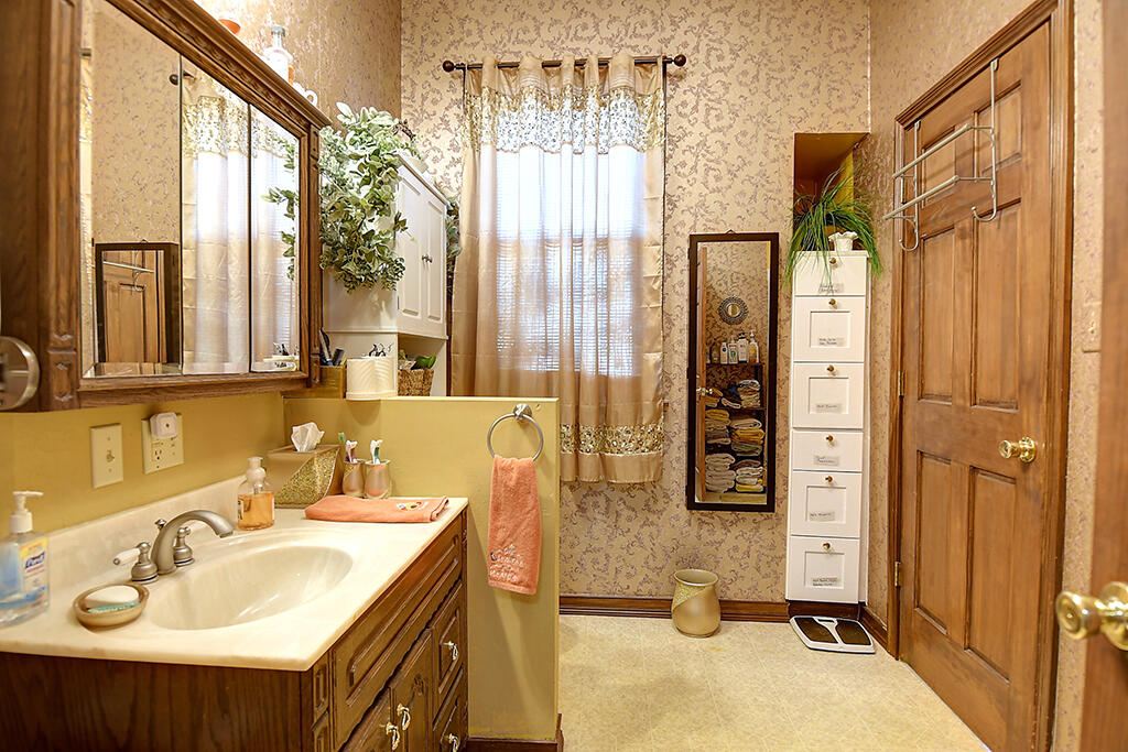 262 Walnut, Saint Paris, Ohio 43072
