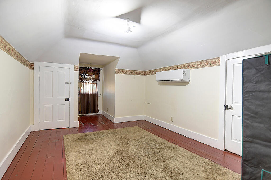 262 Walnut, Saint Paris, Ohio 43072