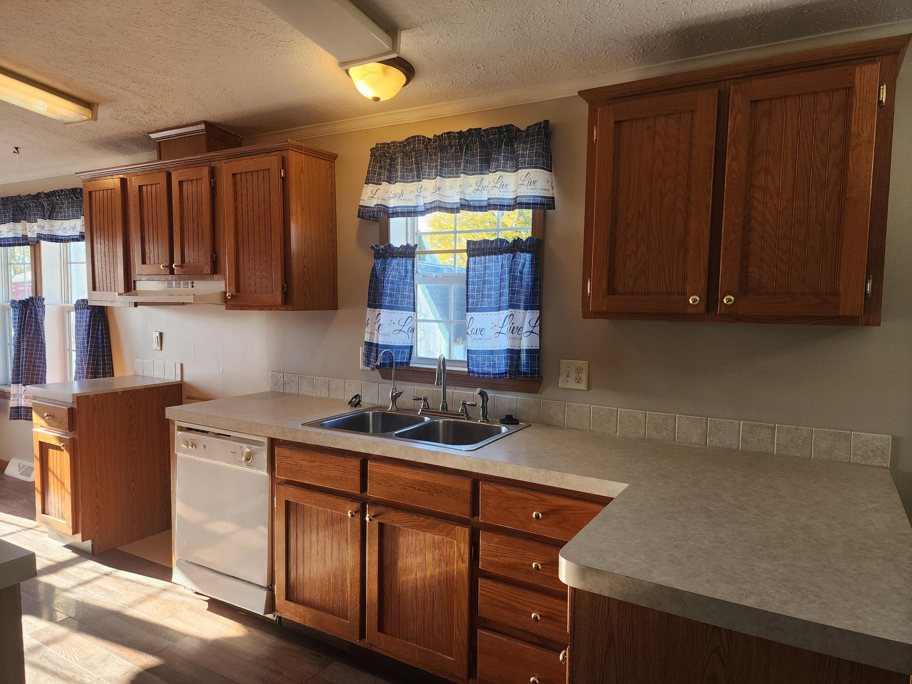 10310 County Road 153, East Liberty, Ohio 43319