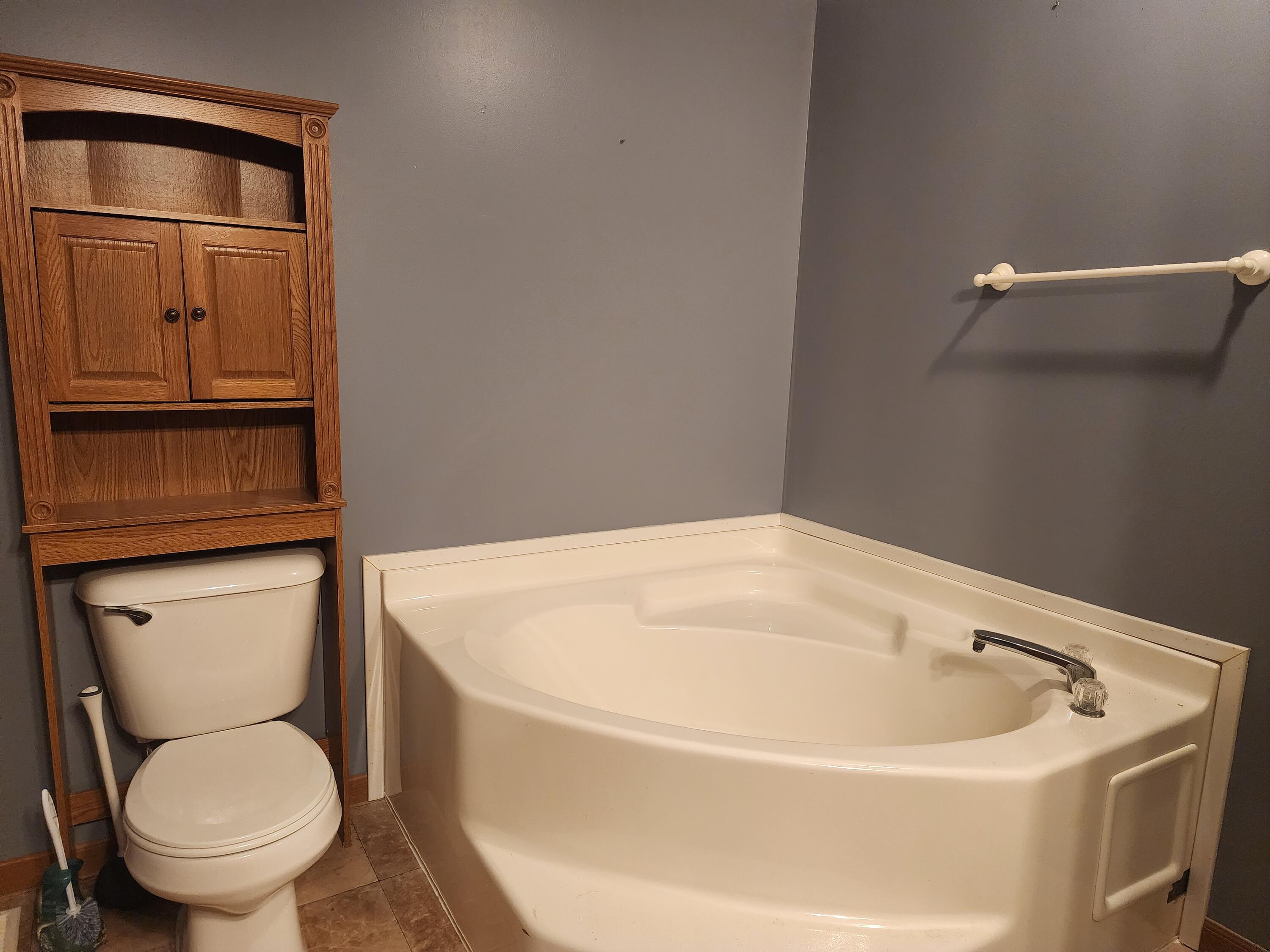 10310 County Road 153, East Liberty, Ohio 43319
