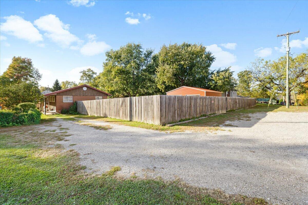 4468 Saint Paris, Springfield, Ohio 45504