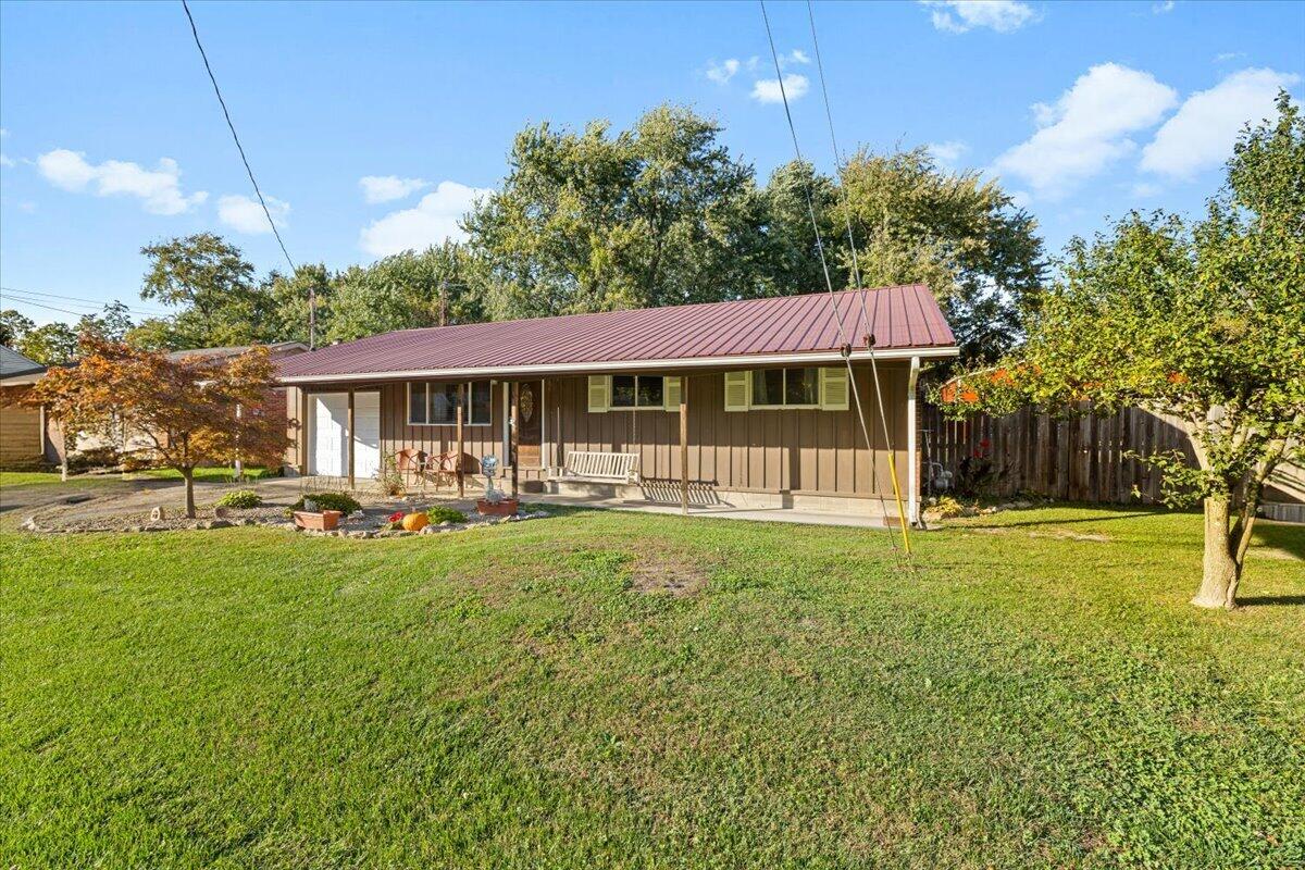 4468 Saint Paris, Springfield, Ohio 45504