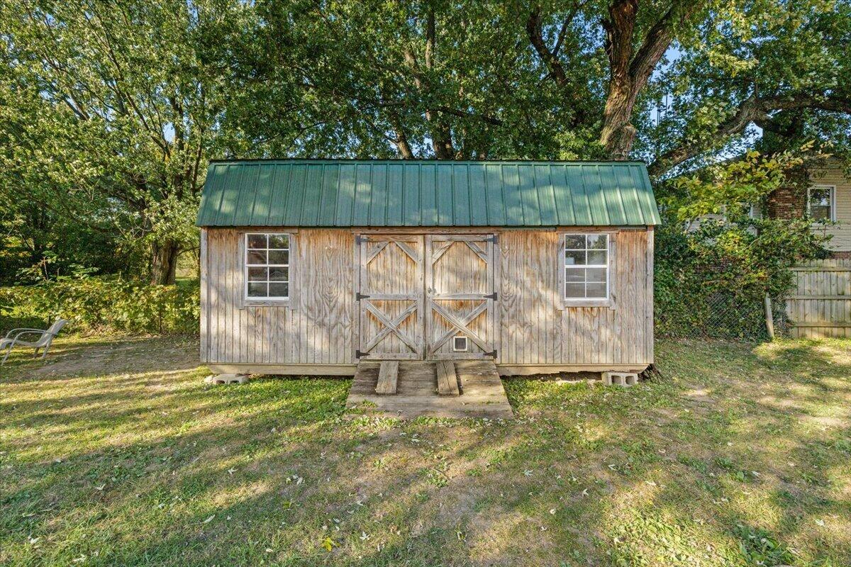 4468 Saint Paris, Springfield, Ohio 45504