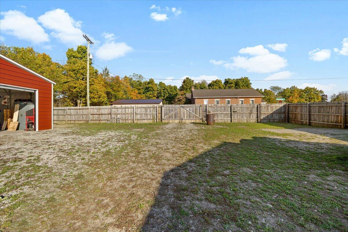4468 Saint Paris, Springfield, Ohio 45504