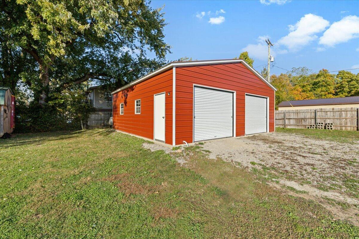 4468 Saint Paris, Springfield, Ohio 45504