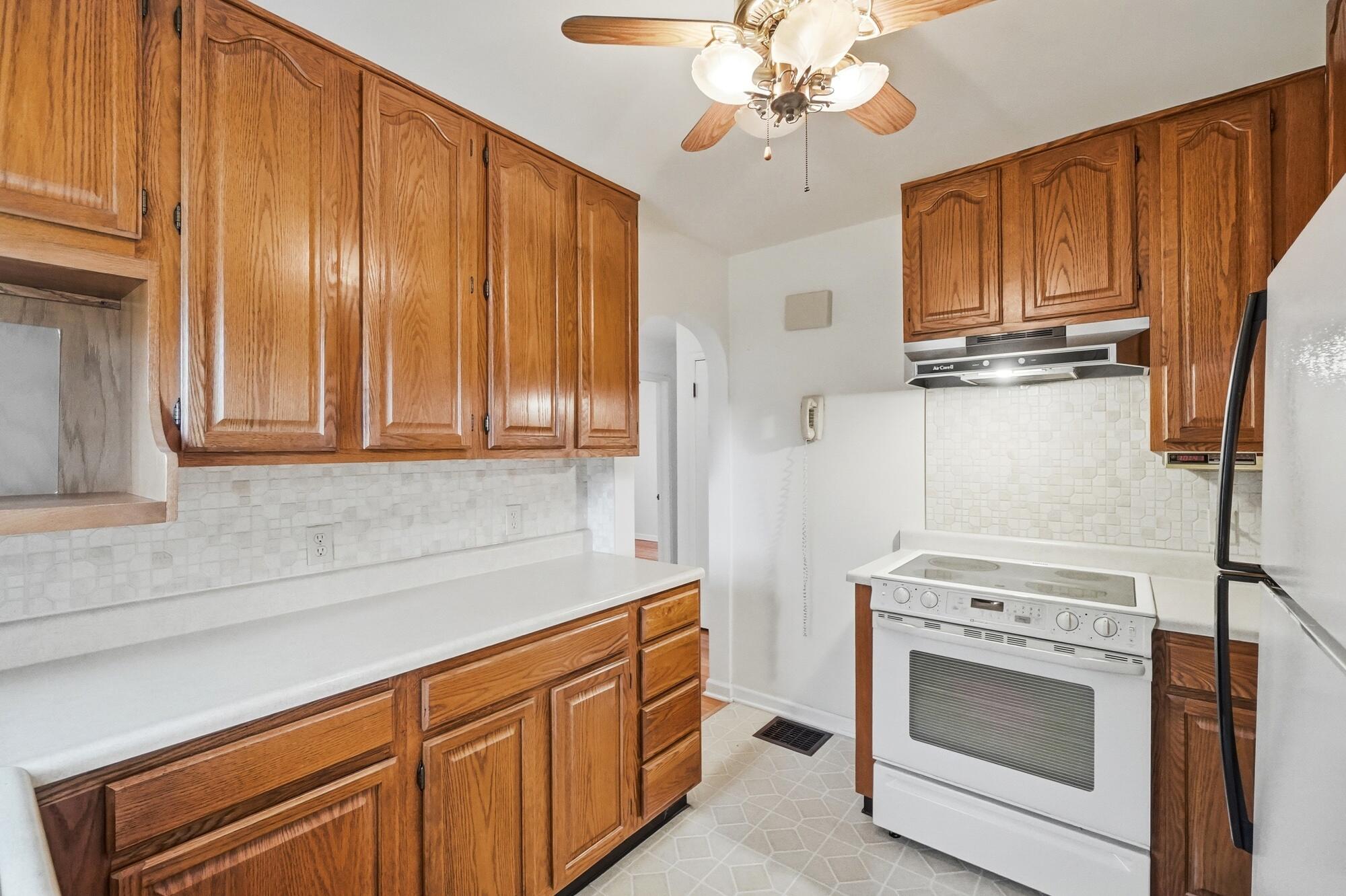 1341 Plum, Springfield, Ohio 45504