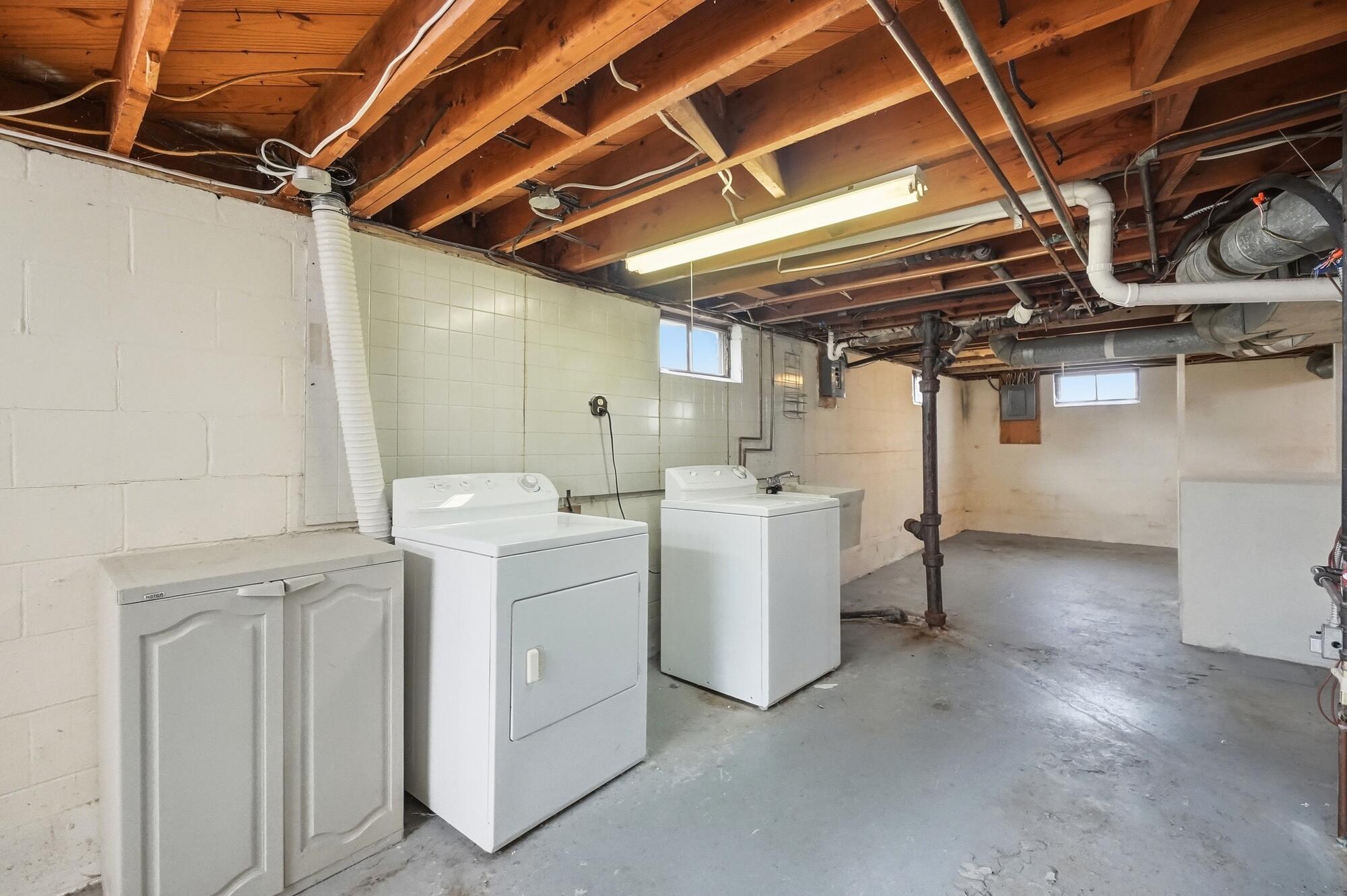 1341 Plum, Springfield, Ohio 45504