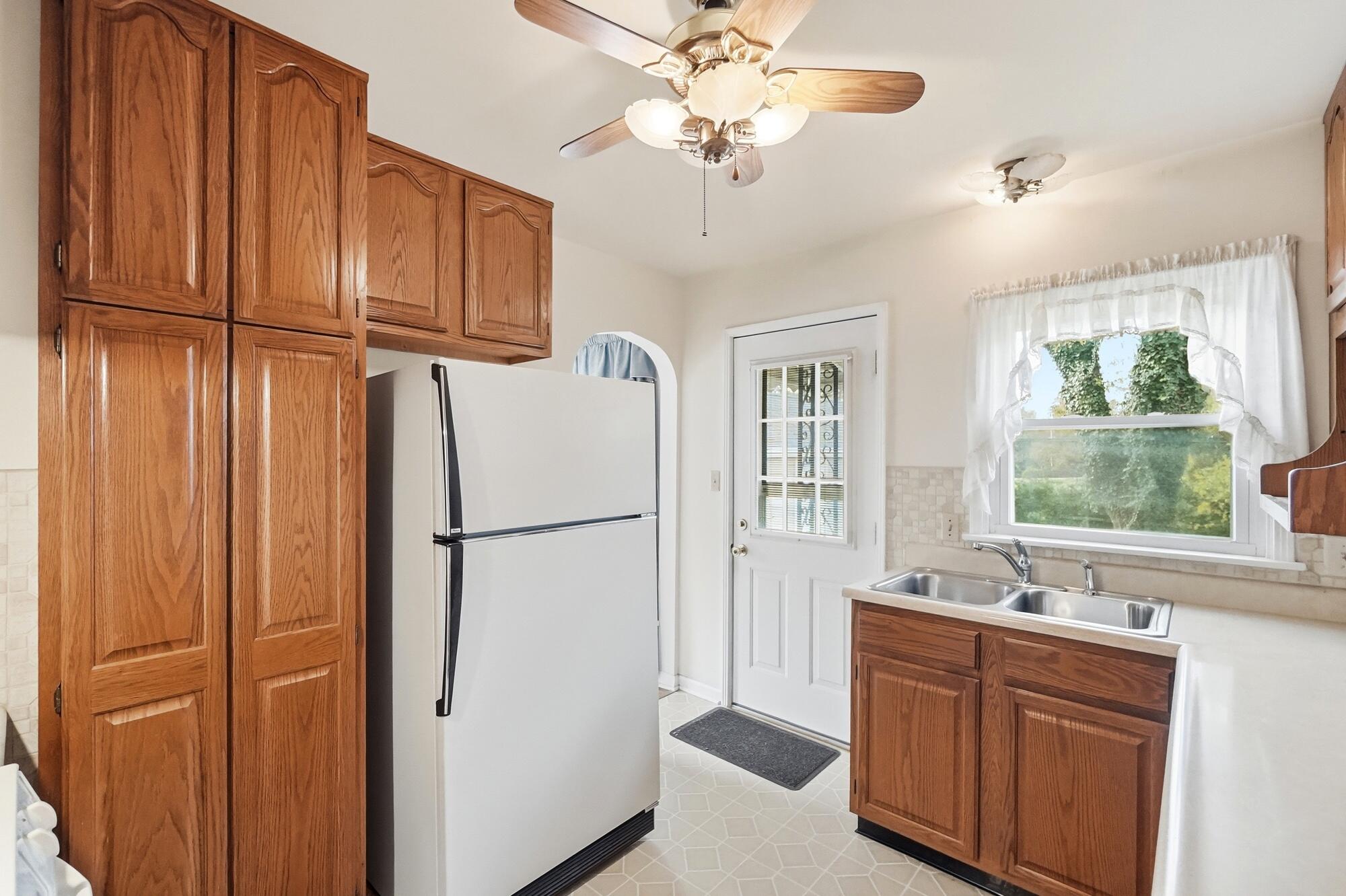 1341 Plum, Springfield, Ohio 45504