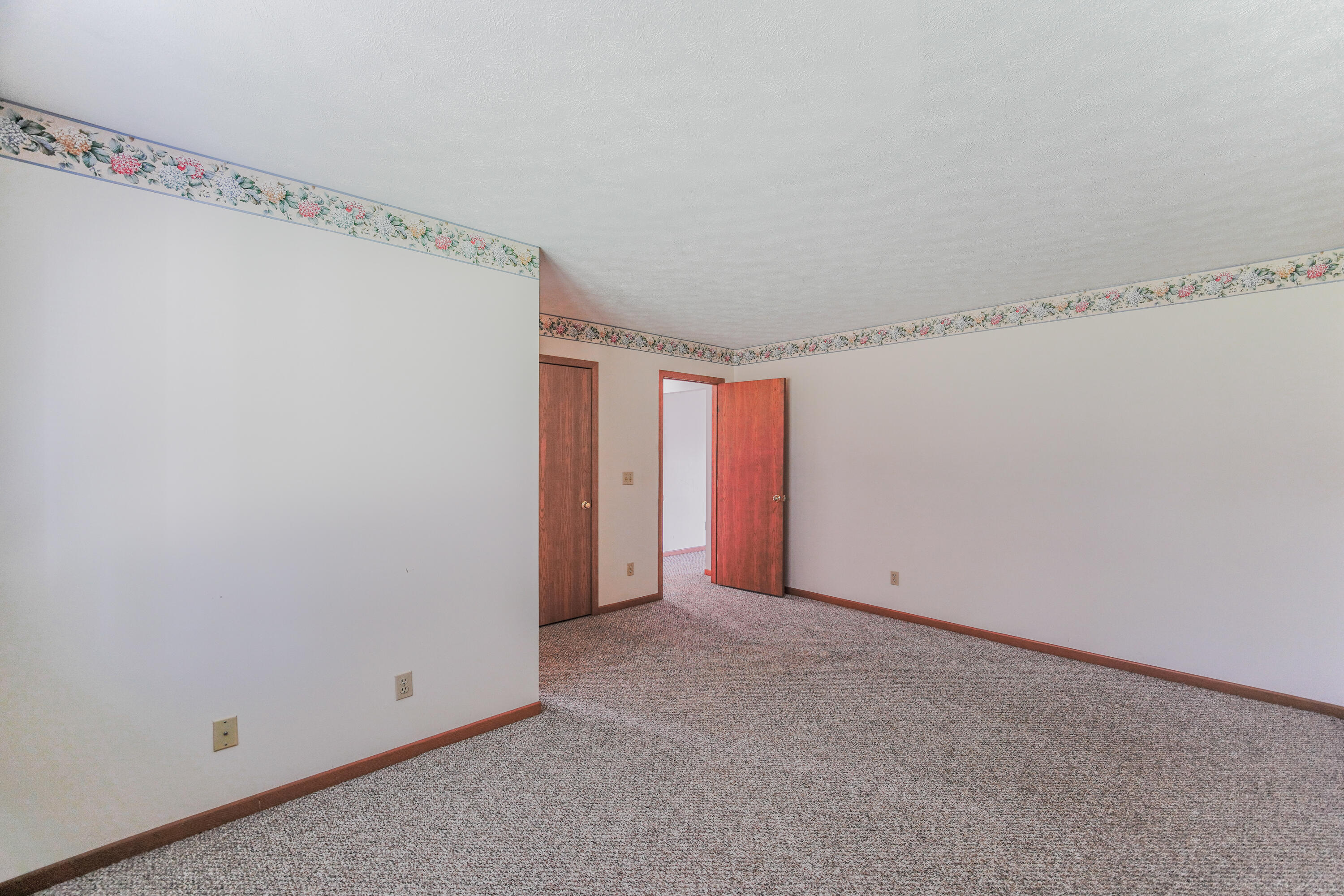 609 Julia, Urbana, Ohio 43078