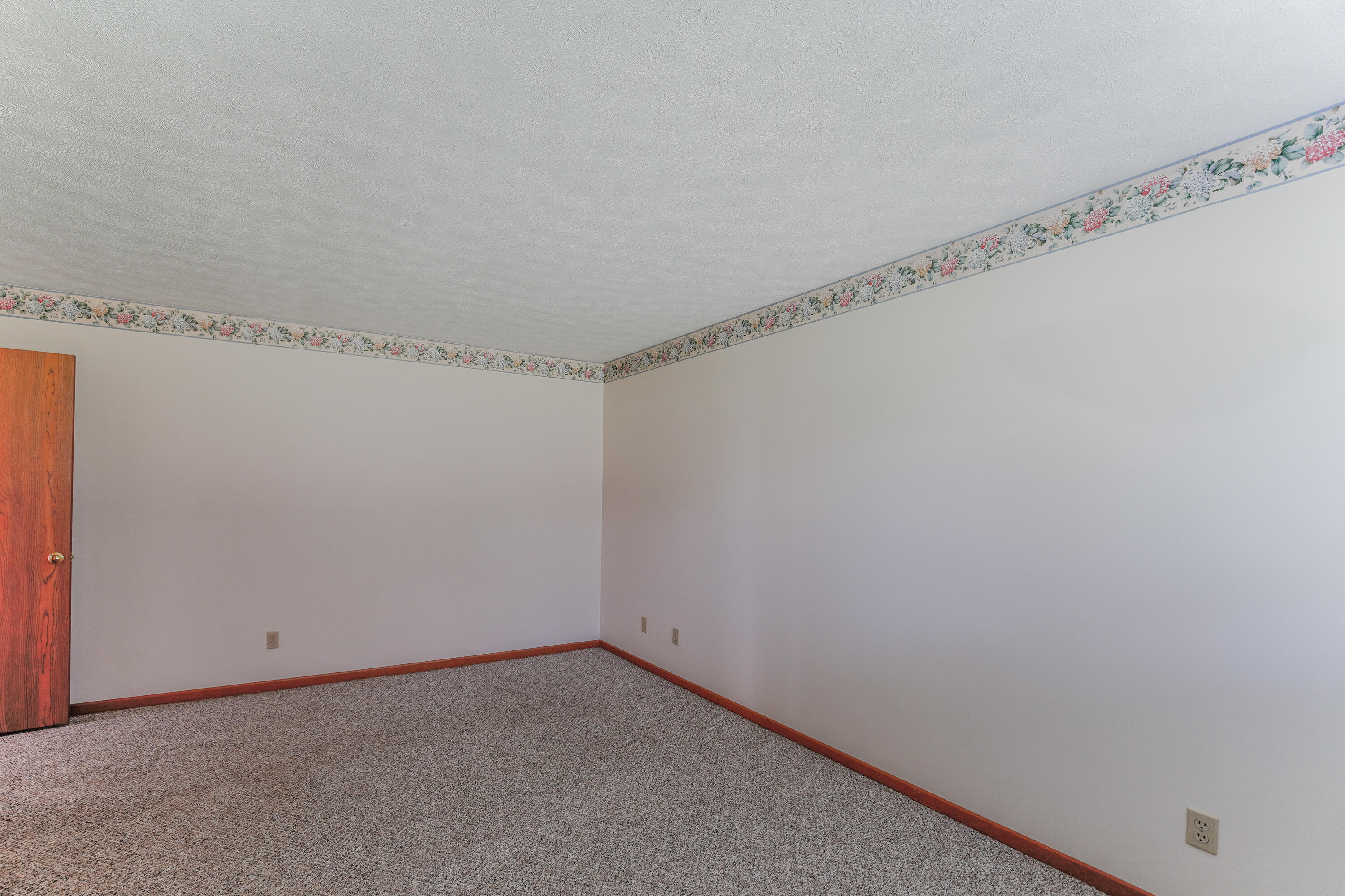 609 Julia, Urbana, Ohio 43078
