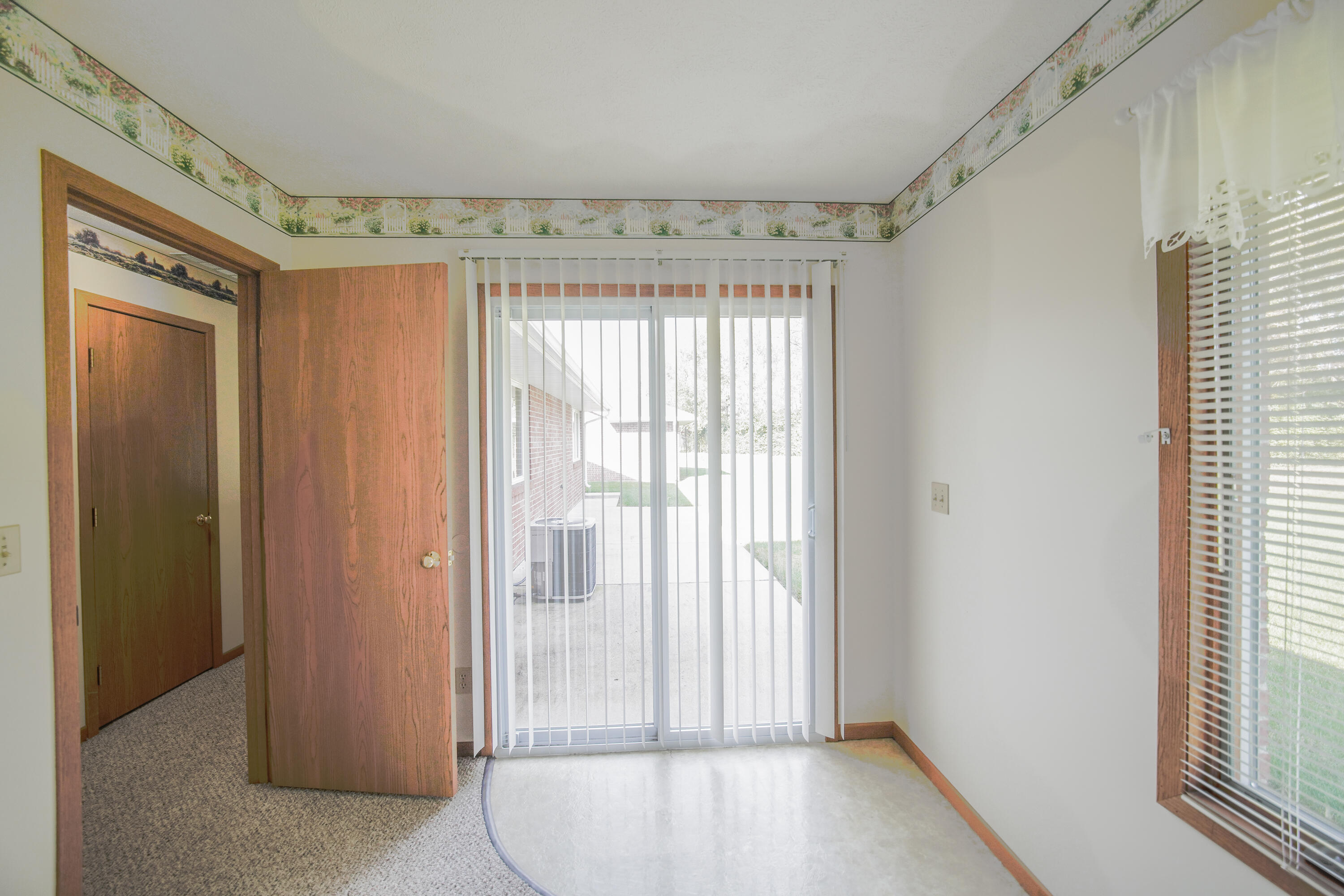 609 Julia, Urbana, Ohio 43078