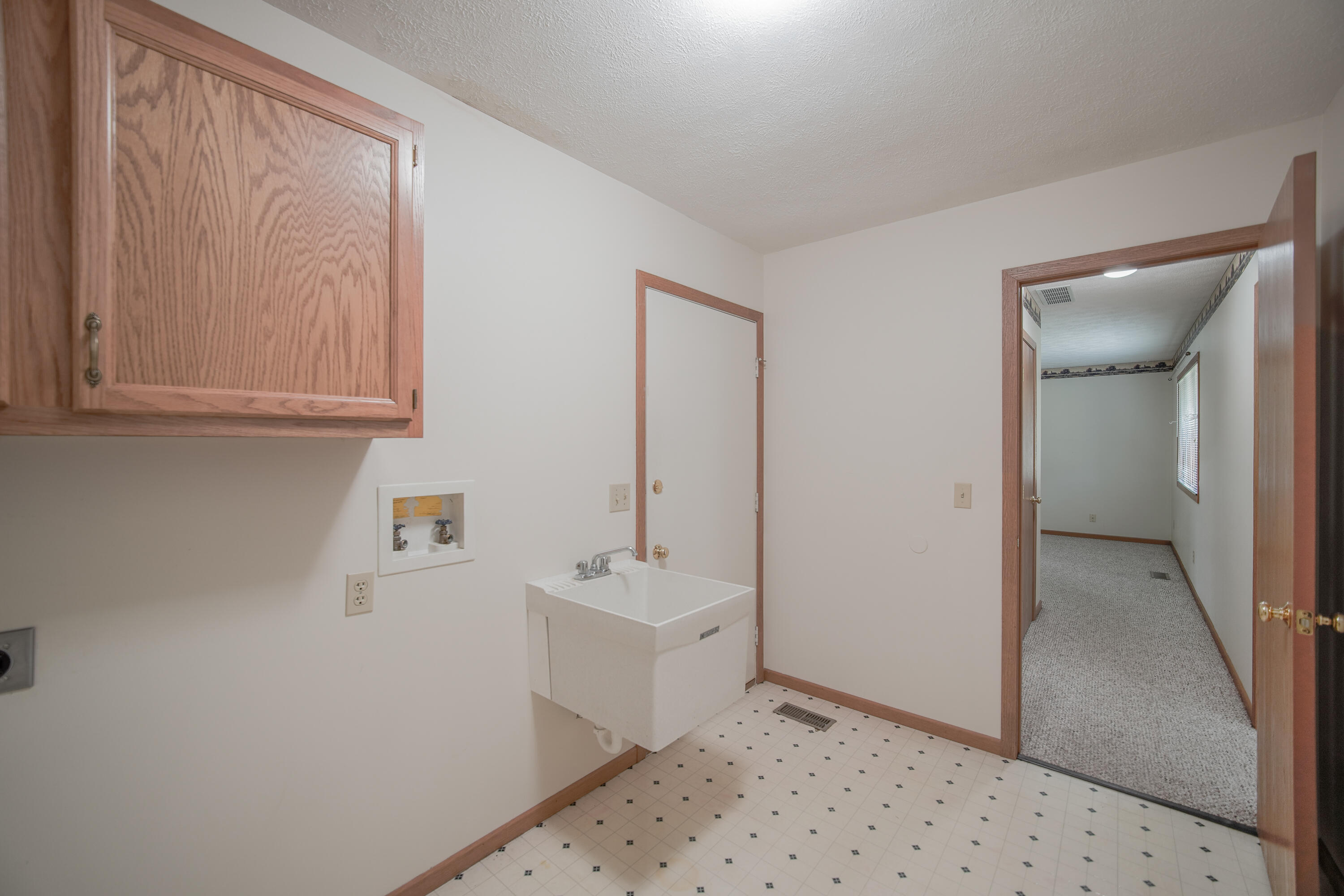 609 Julia, Urbana, Ohio 43078