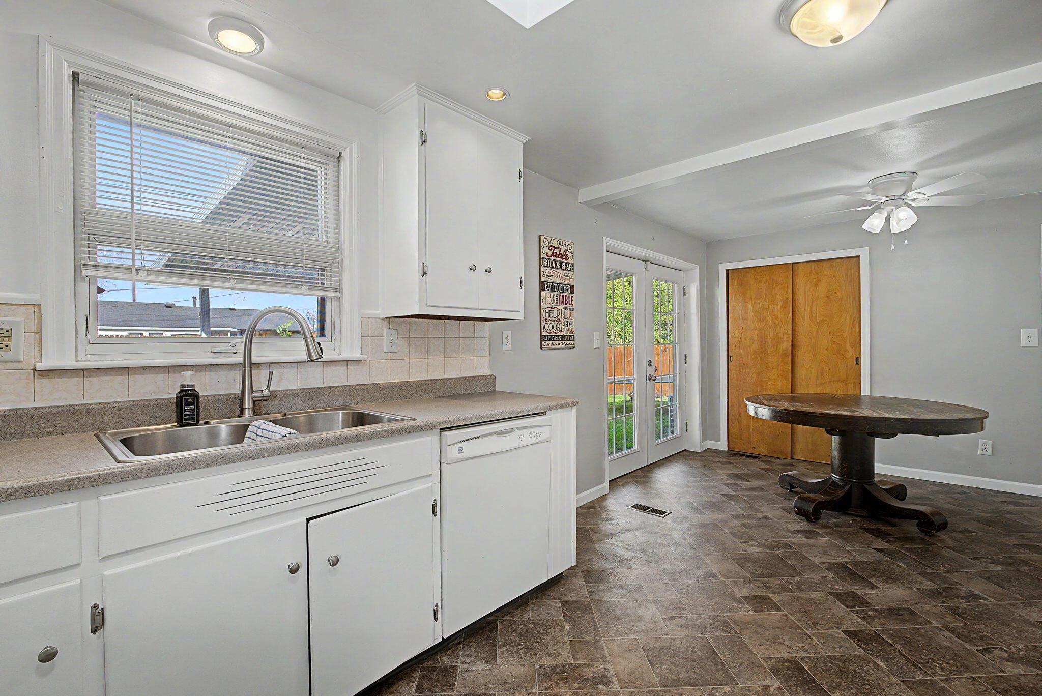 1408 Torrence, Springfield, Ohio 45503