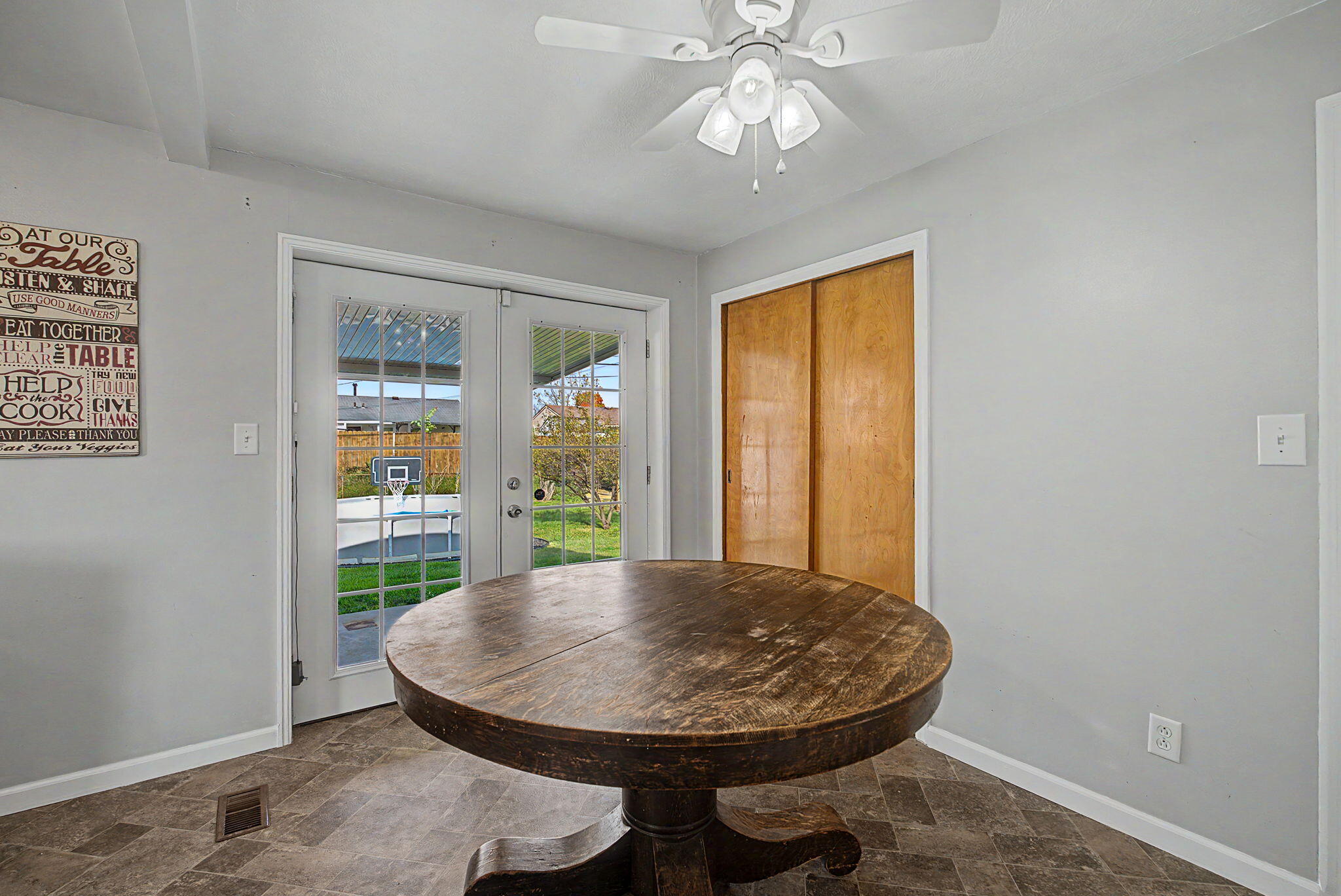 1408 Torrence, Springfield, Ohio 45503