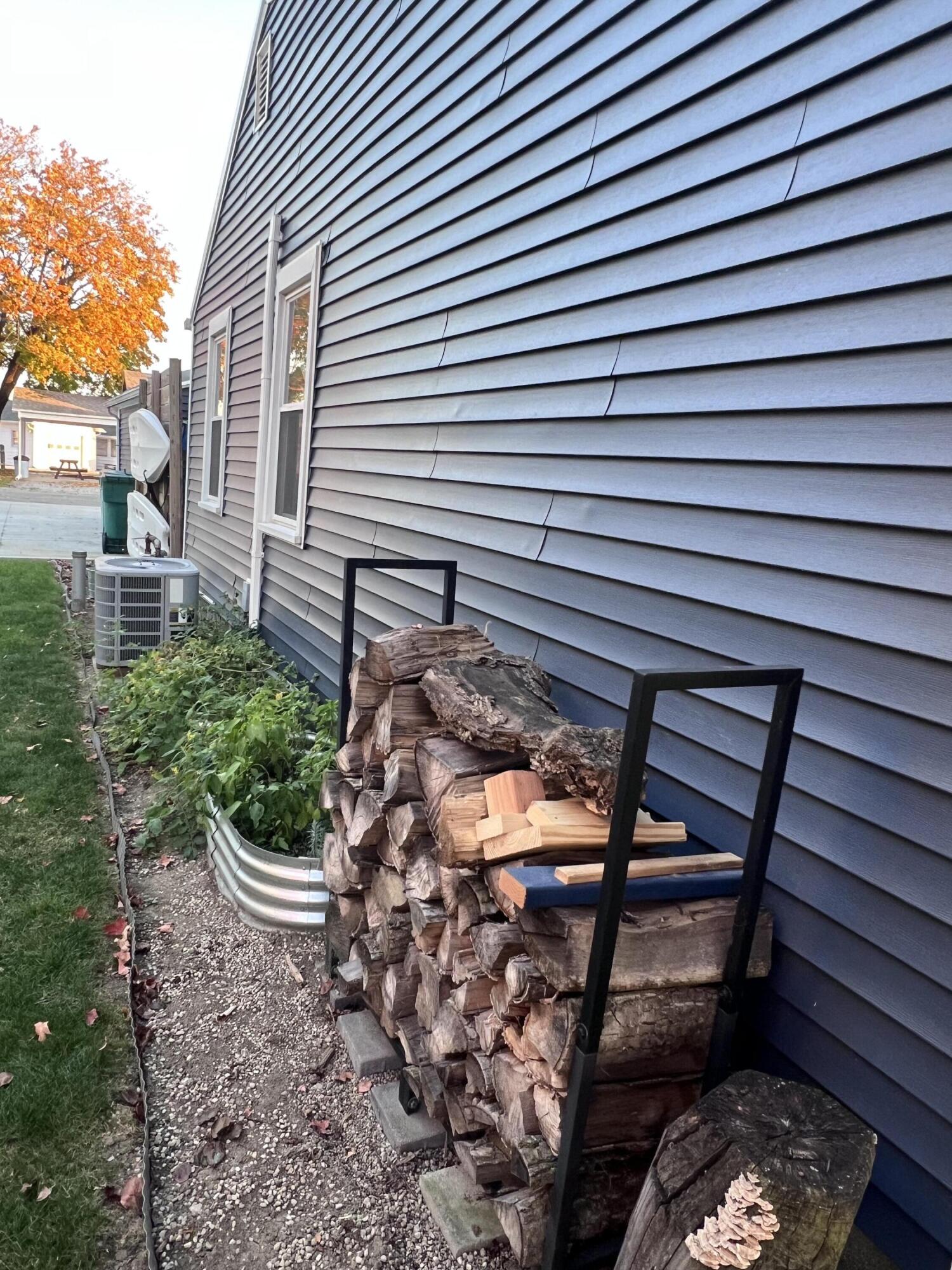 11559 Circle, Lakeview, Ohio 43331