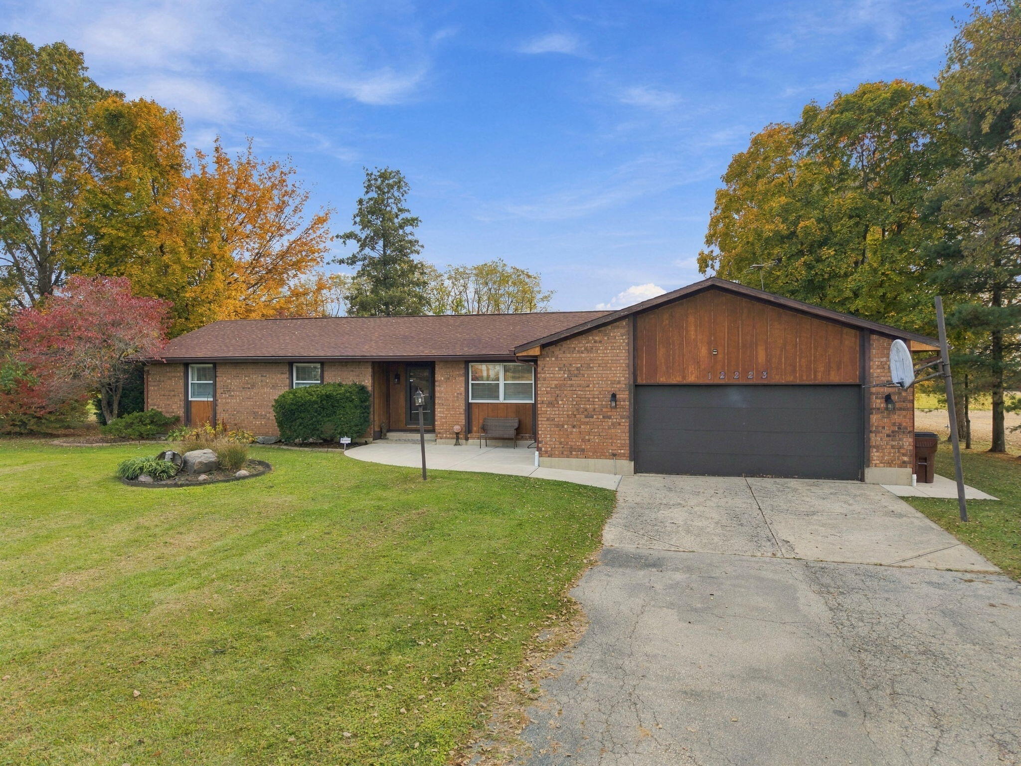 12223 Troy, New Carlisle, Ohio 45344
