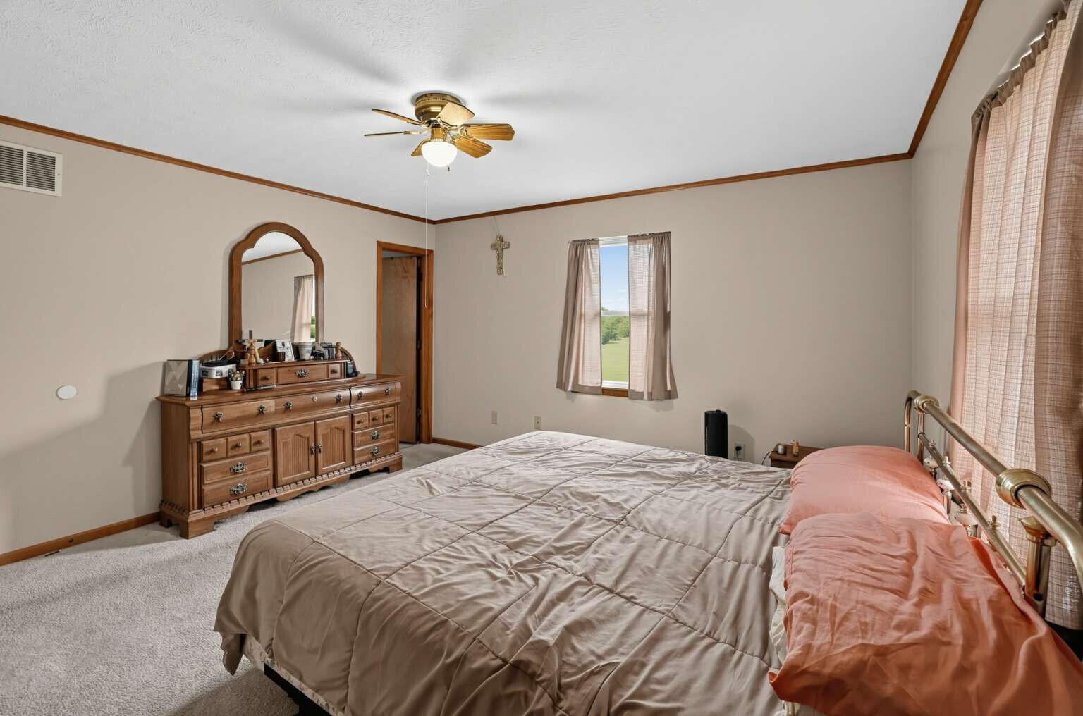 28 James, South Charleston, Ohio 45368