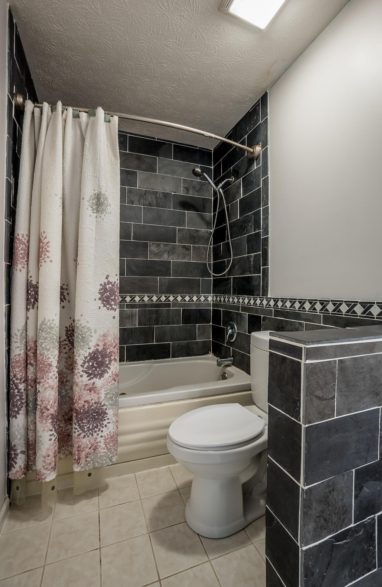 14991 Charm Hill, Sidney, Ohio 45365