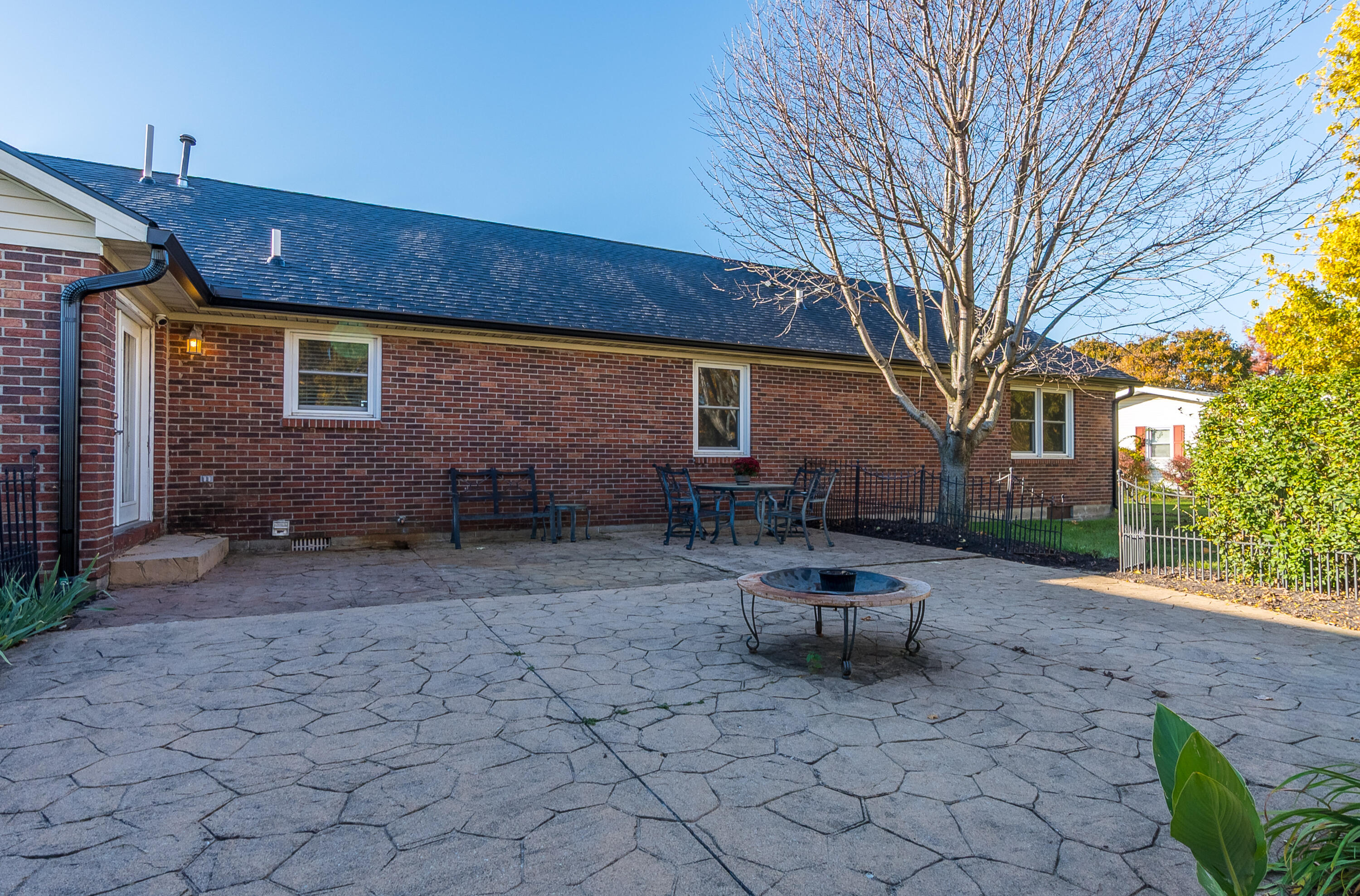 14991 Charm Hill, Sidney, Ohio 45365