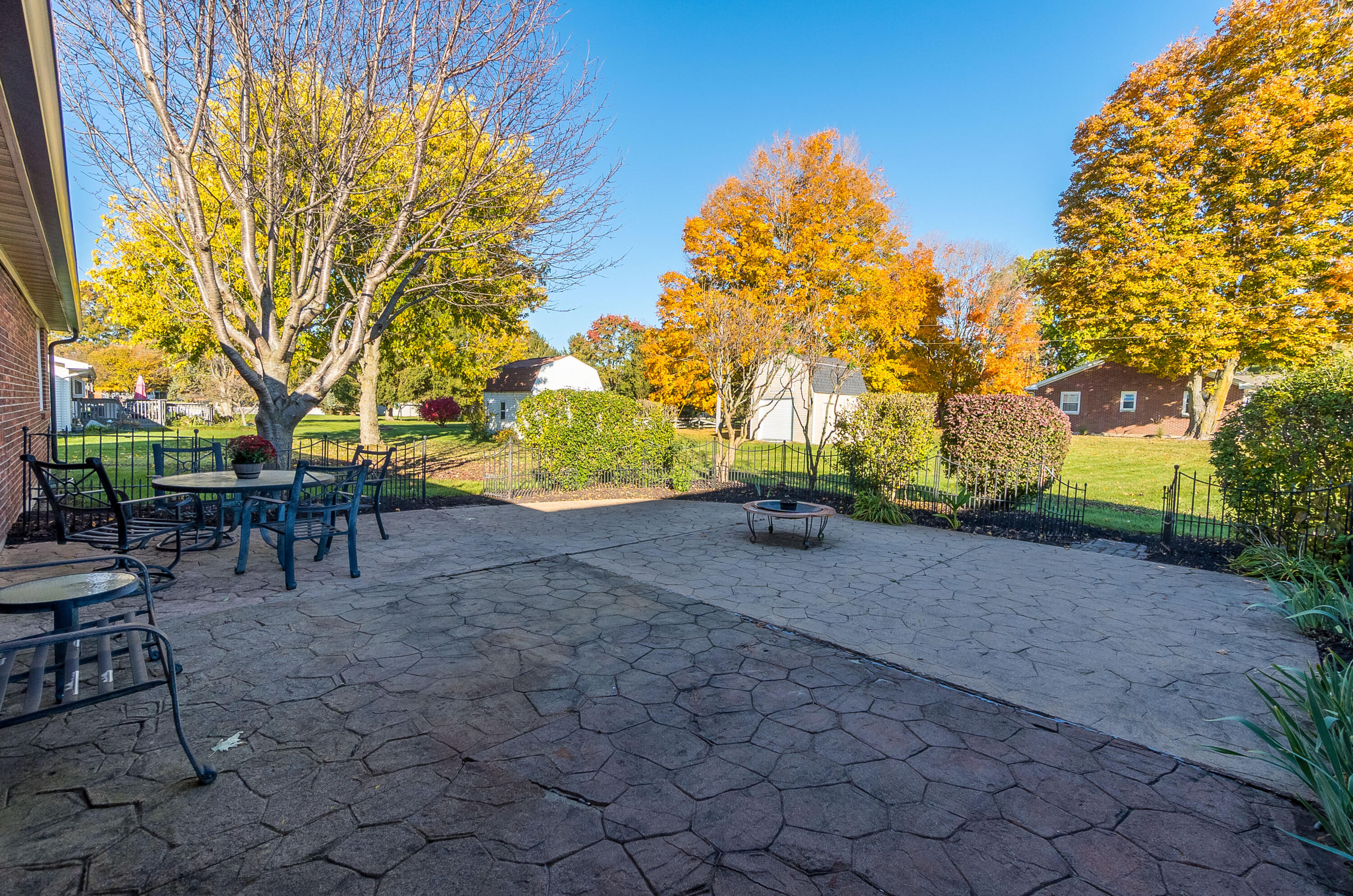 14991 Charm Hill, Sidney, Ohio 45365
