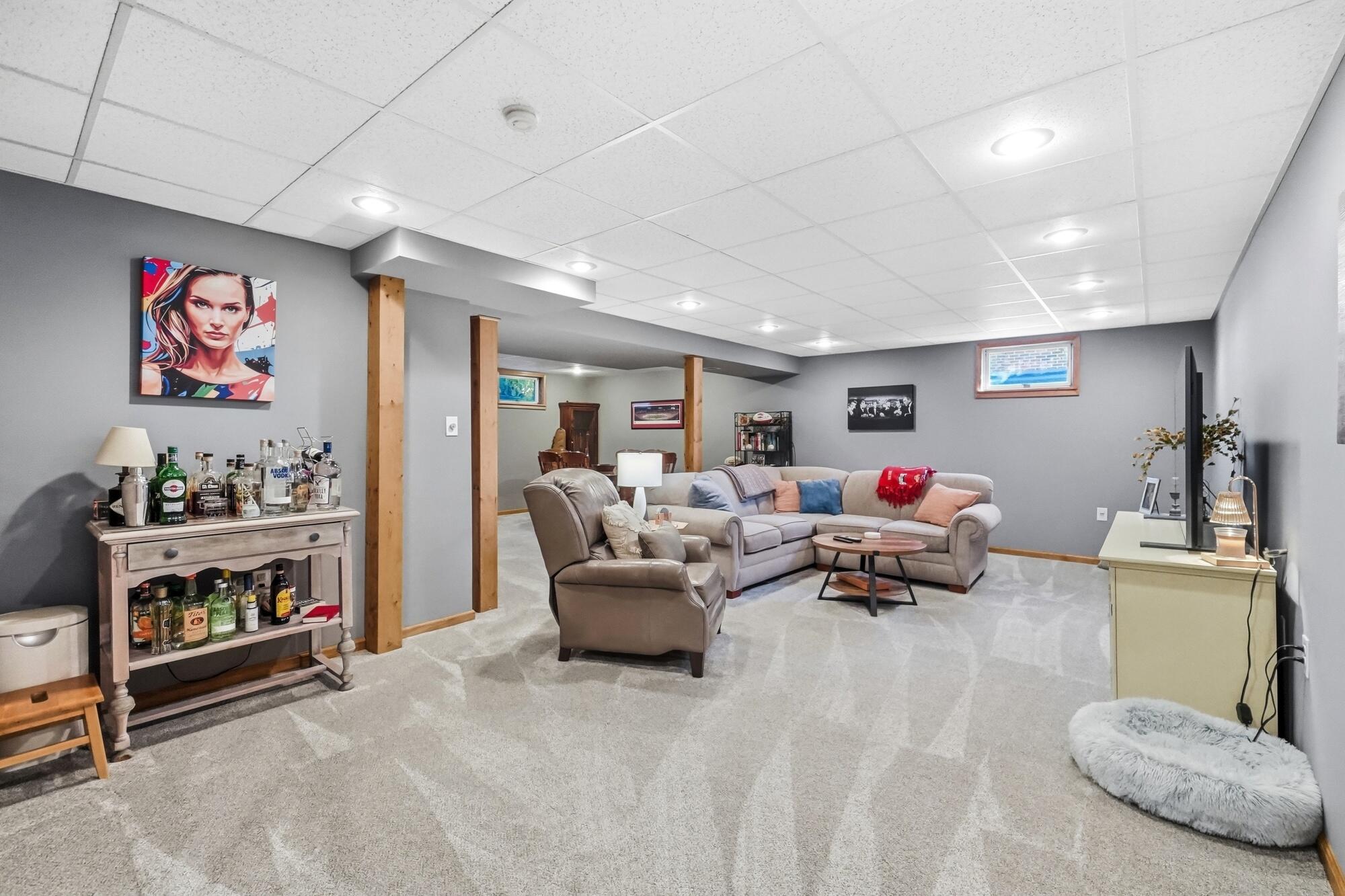 1145 Cloverdale, Troy, Ohio 45373