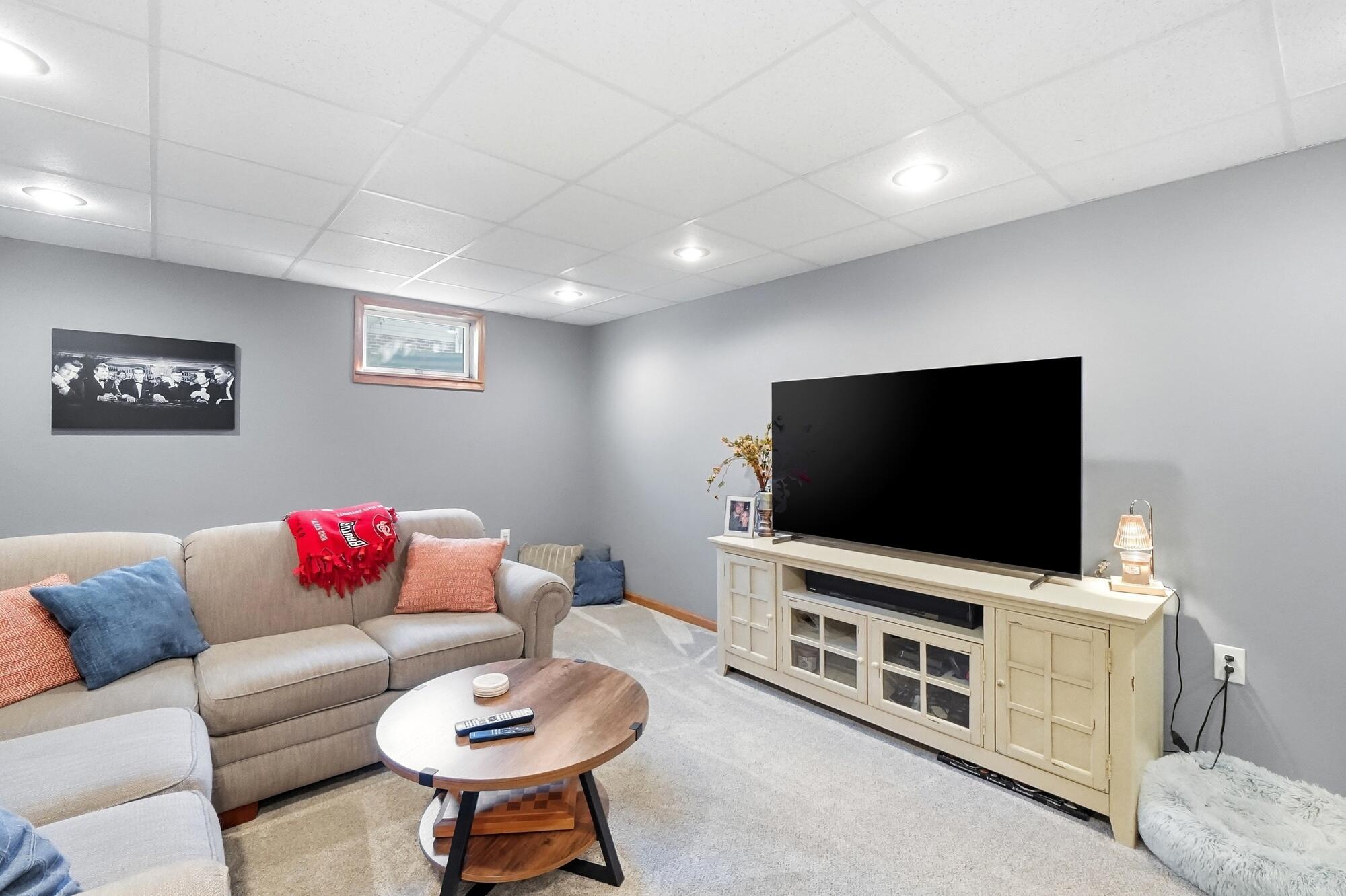 1145 Cloverdale, Troy, Ohio 45373
