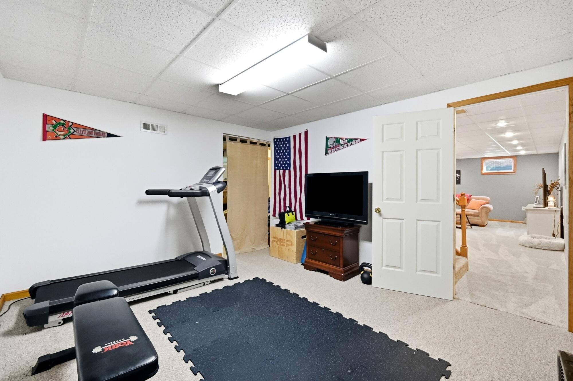 1145 Cloverdale, Troy, Ohio 45373