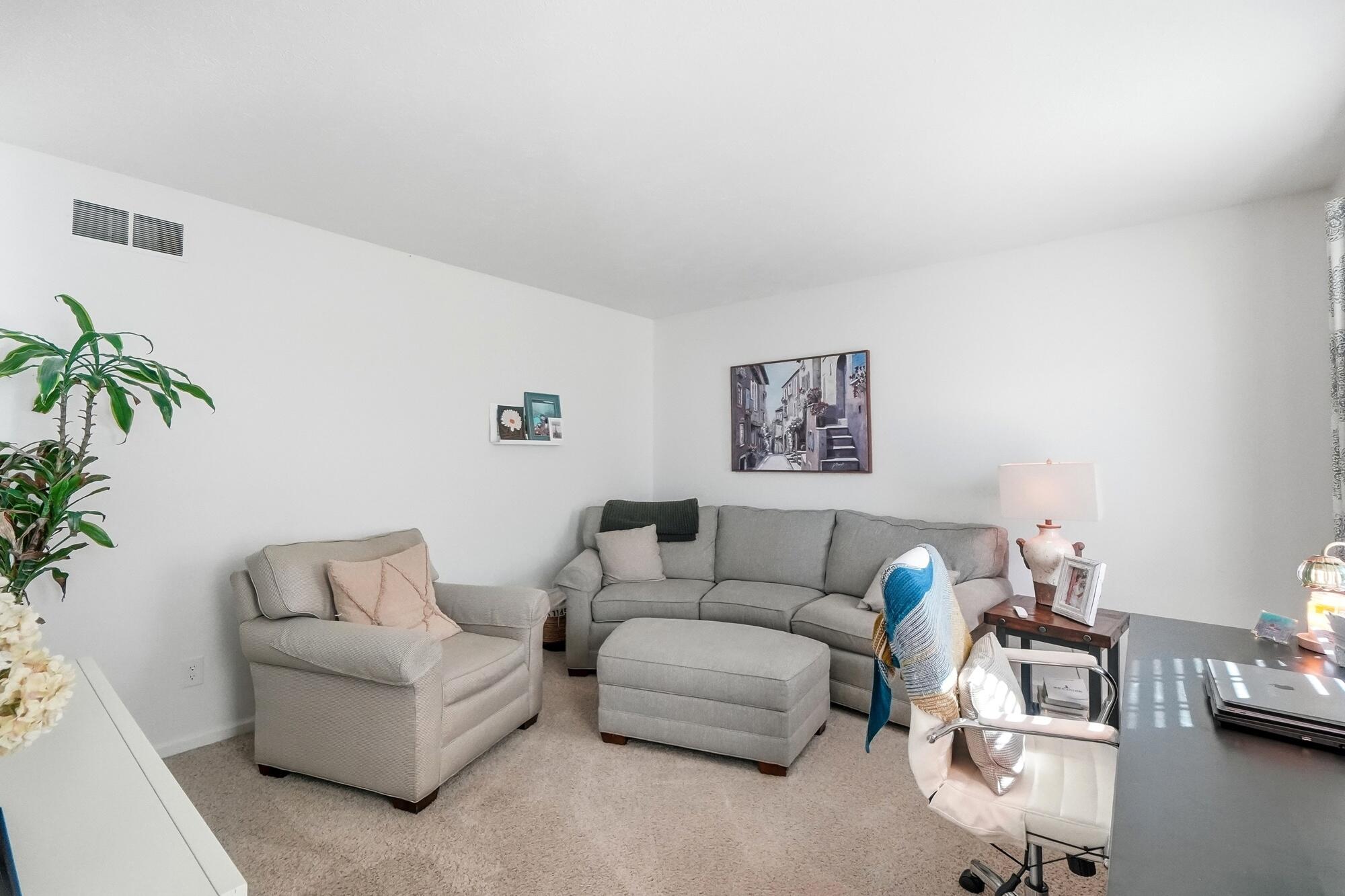 1145 Cloverdale, Troy, Ohio 45373